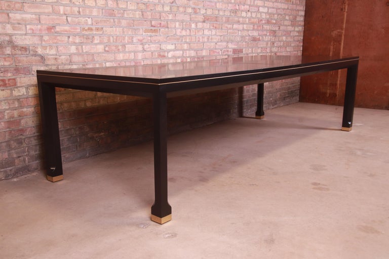 Late 20th Century Mastercraft Hollywood Regency Black Lacquer and Brass Dining Table, Refinished For Sale