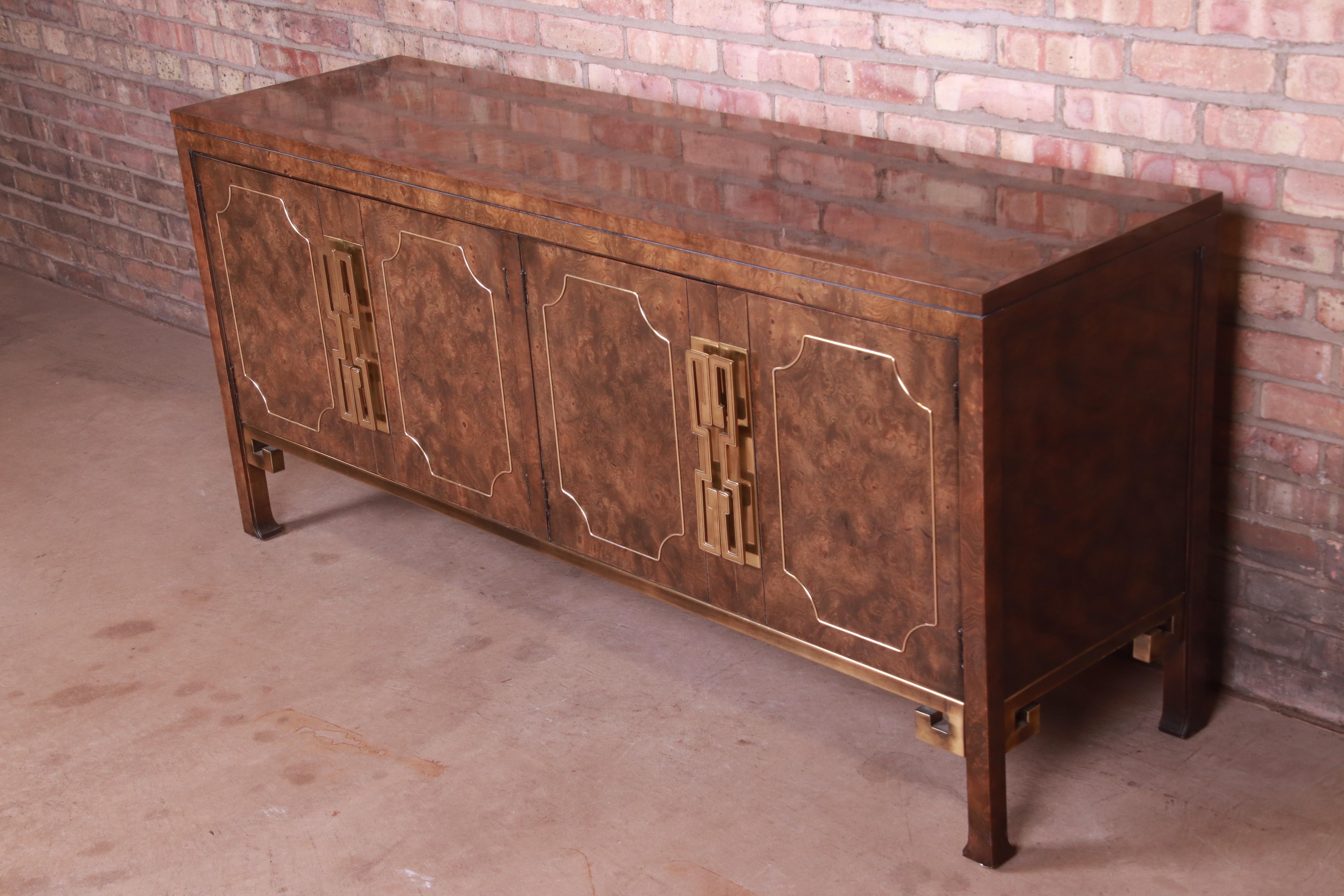 American Mastercraft Hollywood Regency Burl Wood and Brass Sideboard Credenza, 1970s