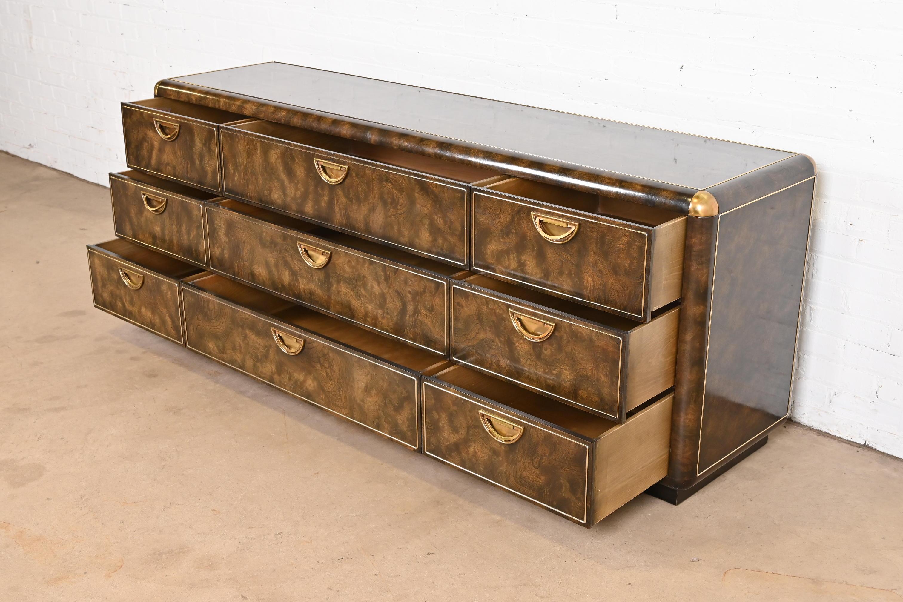 Mastercraft Hollywood Regency Campaign Burl Wood and Brass Nine-Drawer Dresser For Sale 2