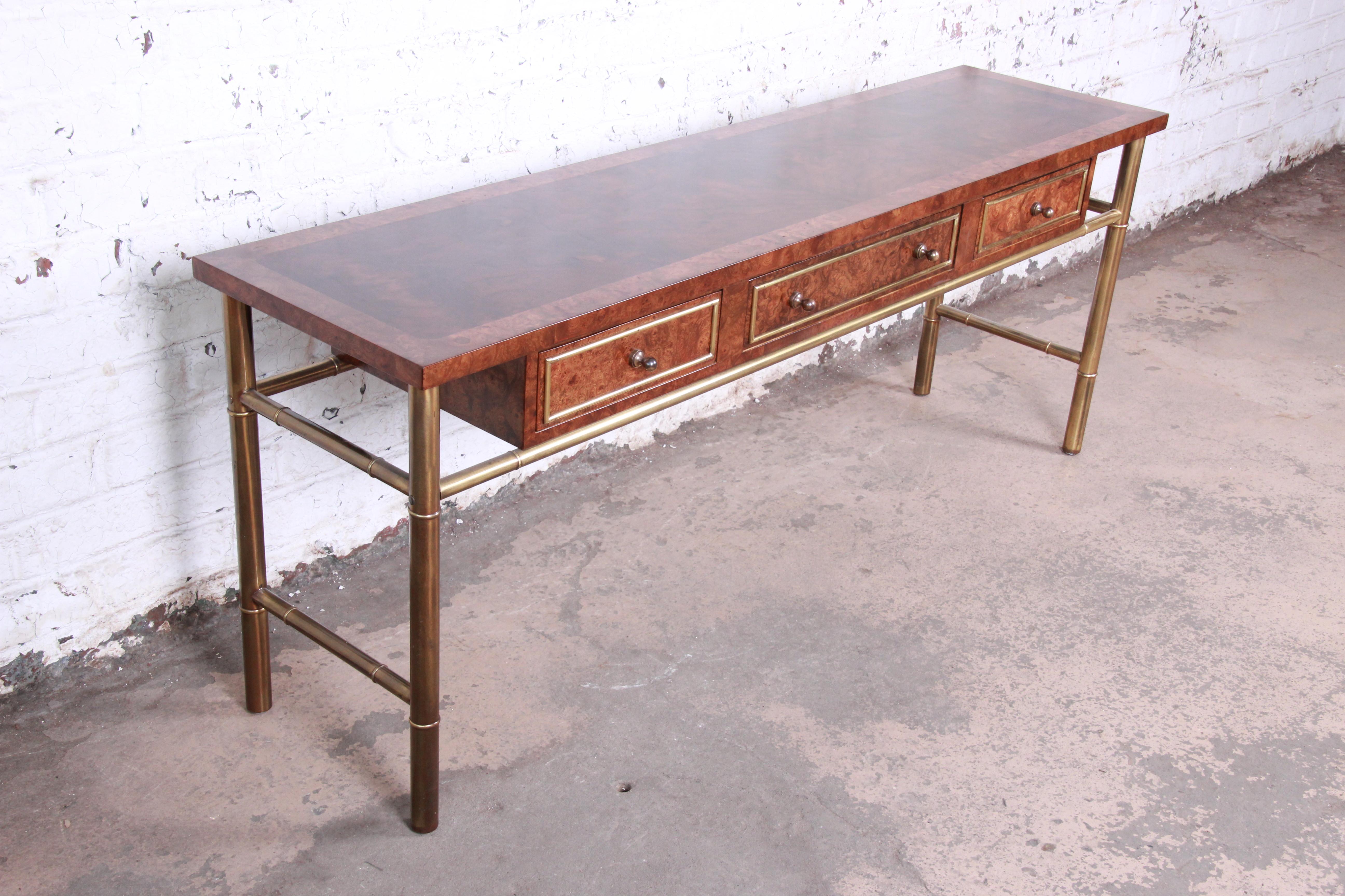 Mastercraft Hollywood Regency Chinoiserie Faux Bamboo Brass and Burl Console In Good Condition In South Bend, IN