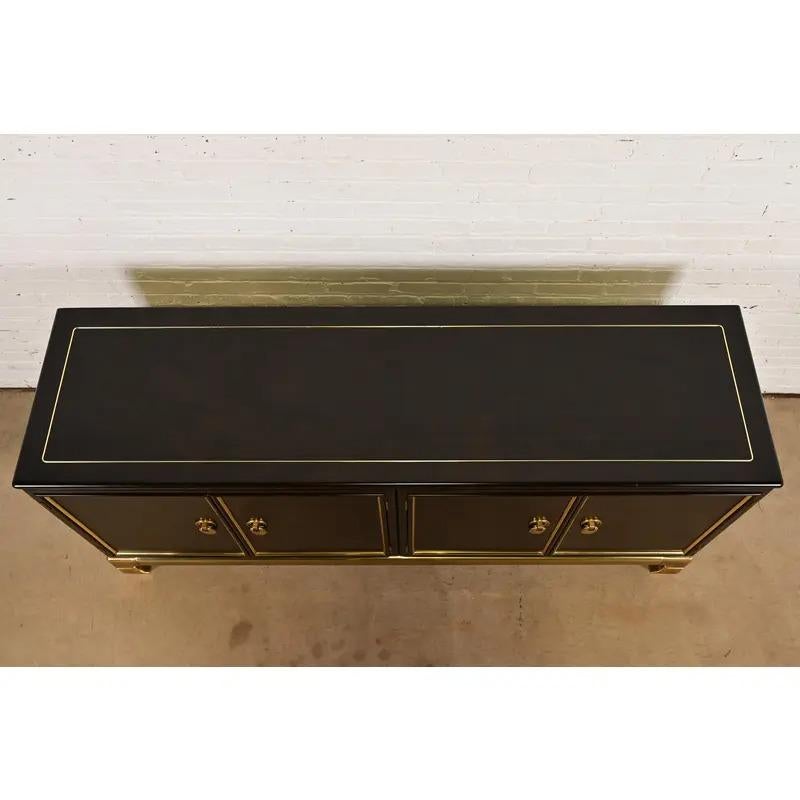Mastercraft Hollywood Regency Chinoiserie Lacquered Sideboard Credenza, 1970s For Sale 4