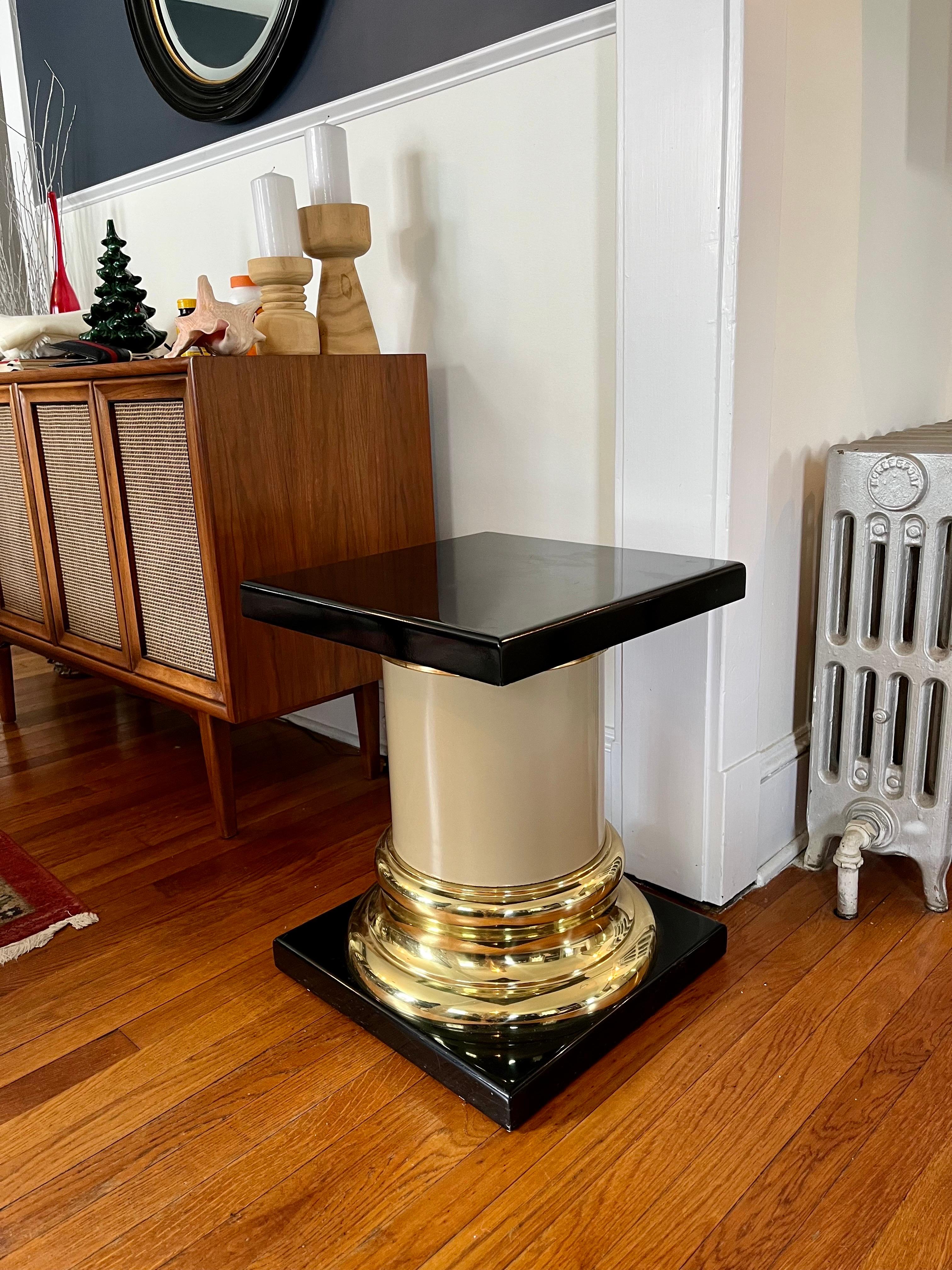 Mastercraft Pedestal End Table 1960s In Good Condition For Sale In W Allenhurst, NJ