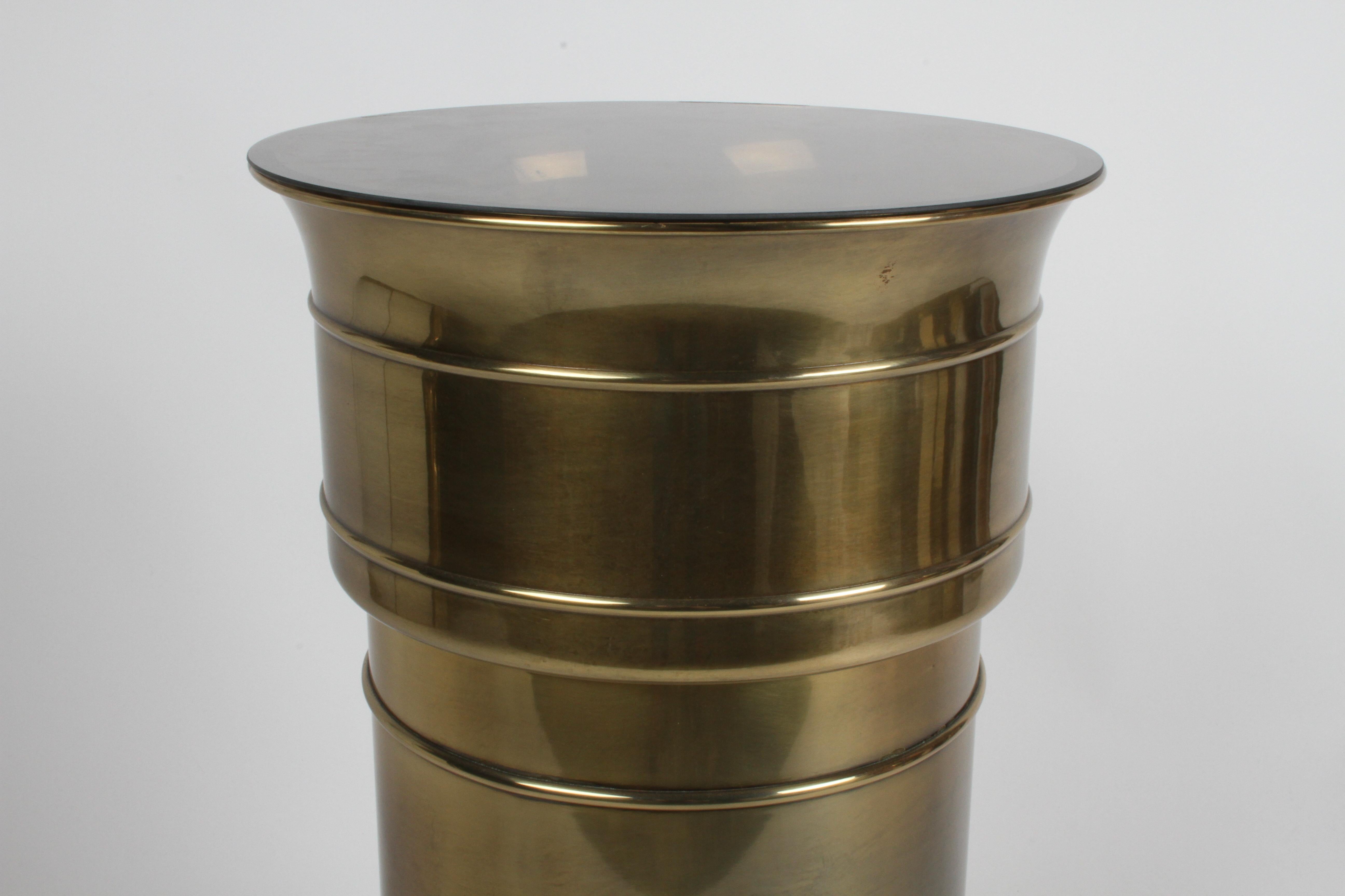 Mastercraft Hollywood Regency Round Cylinder Brass Display Pedestal or Planter For Sale 5