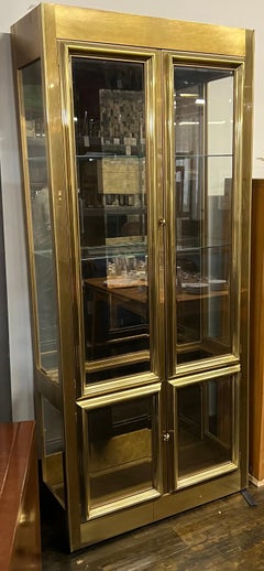 Mastercraft Hollywood Regency Style Brass and Glass Vitrine or Display Cabinet