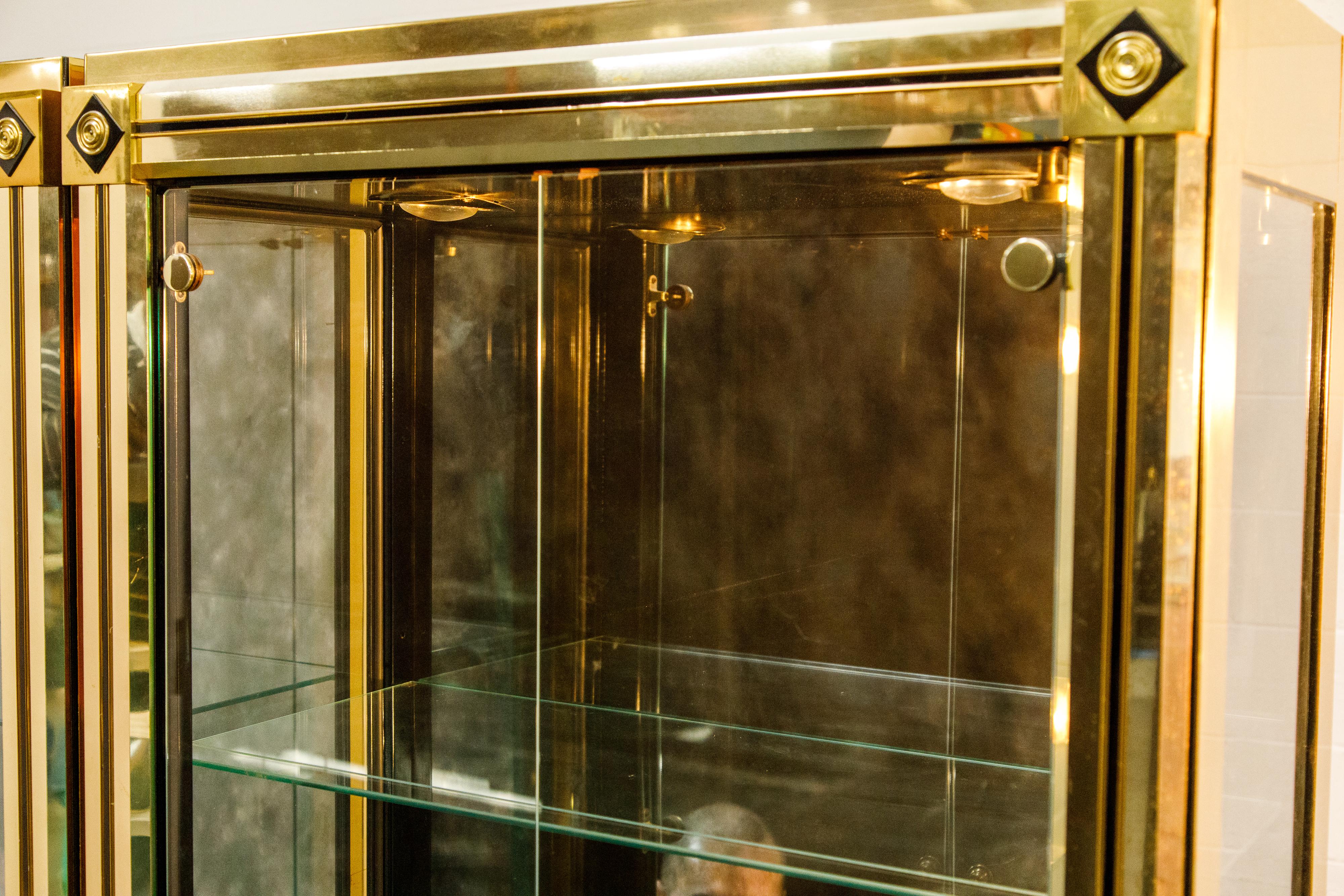 Mastercraft Illuminated Brass Display Cabinets, circa 1980, Pair Available 13