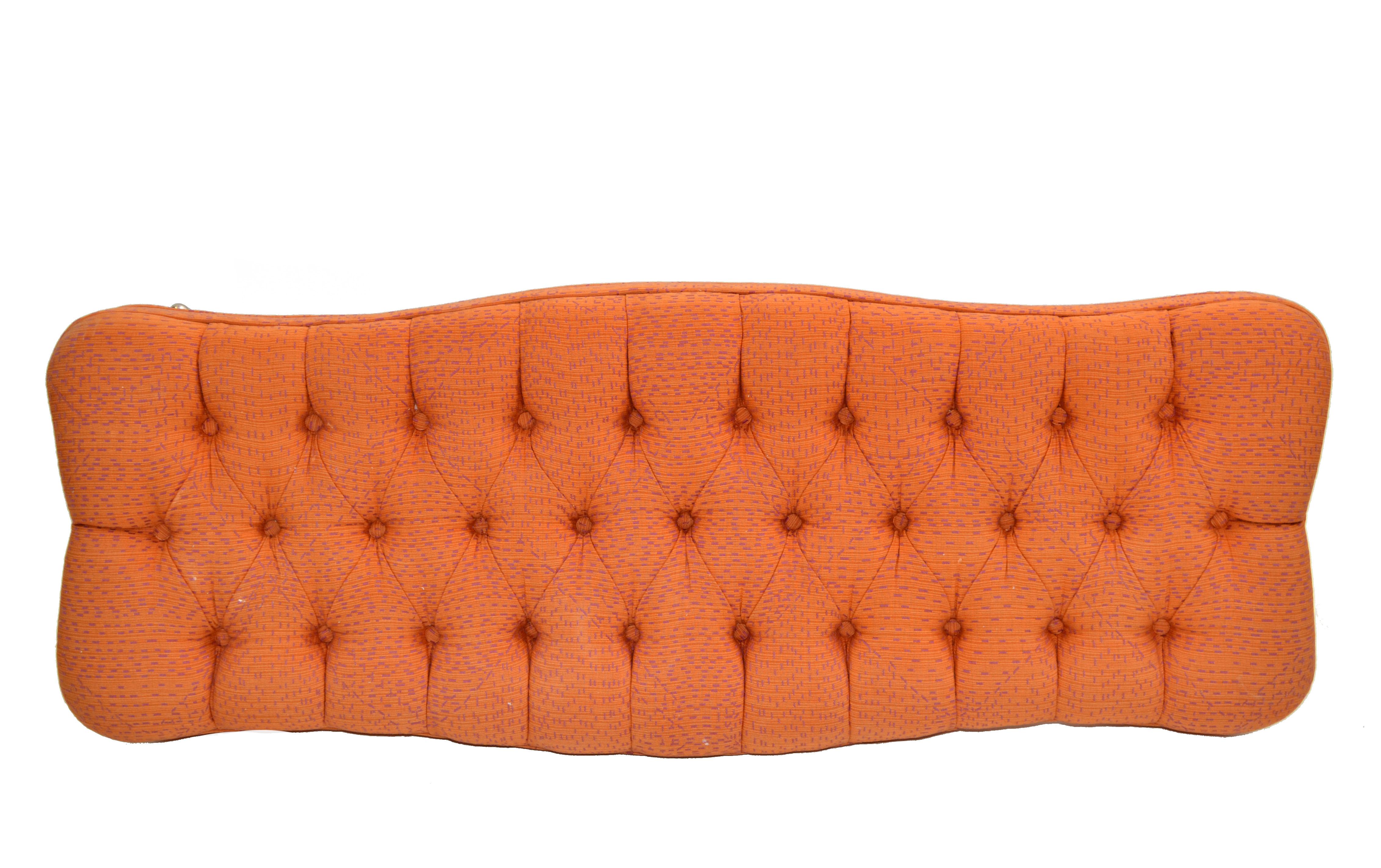 Mastercraft Italian Hollywood Regency Tufted Orange Bench Stainless Steel Legs In Good Condition For Sale In Miami, FL