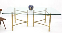 Tavolo da conferenza Mastercraft con piano in vetro e doppio piedistallo in ottone Enorme