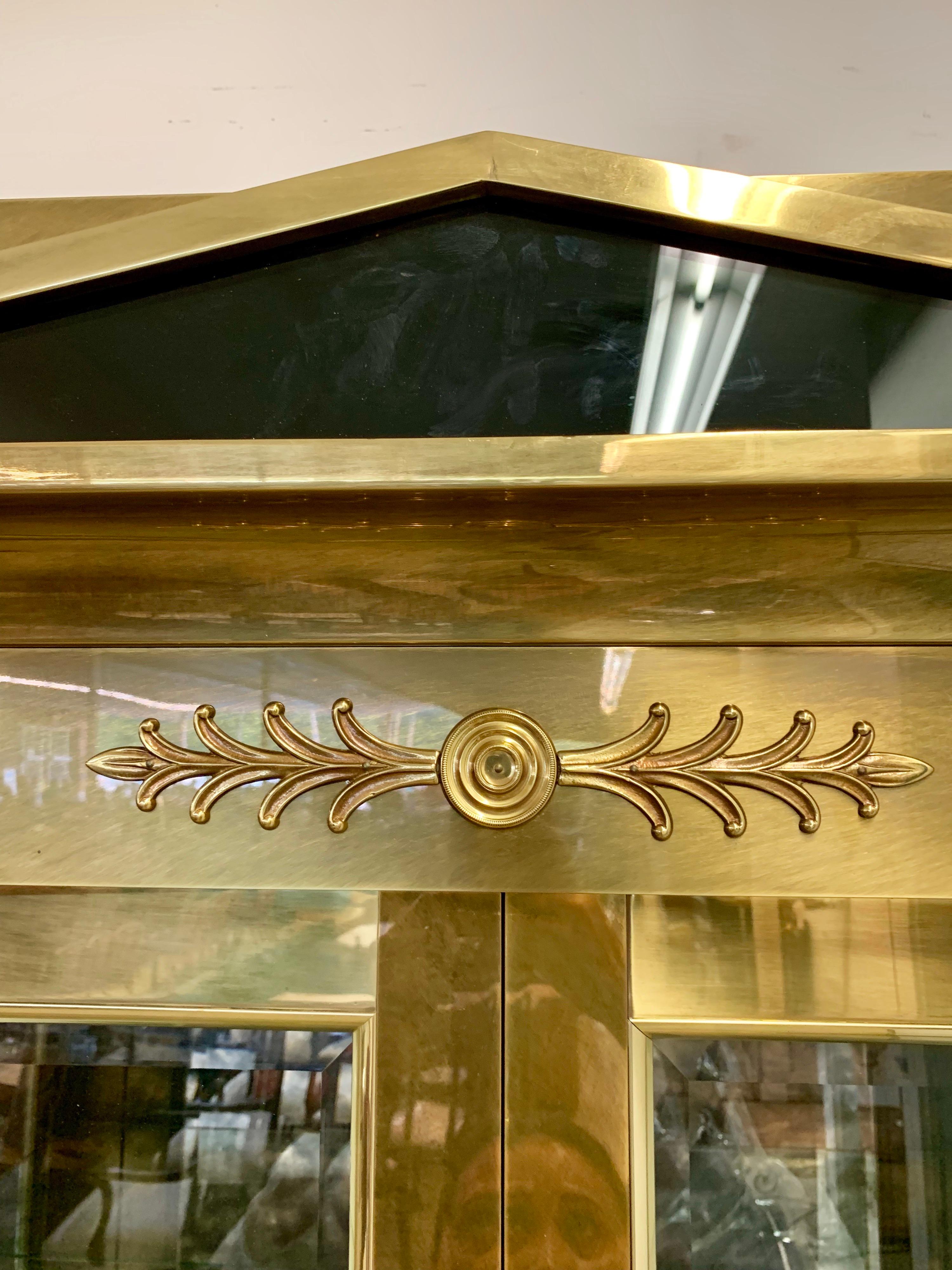 Late 20th Century Mastercraft Lighted Brass Display Cabinet Vitrine Iconic Mid-Century Modern