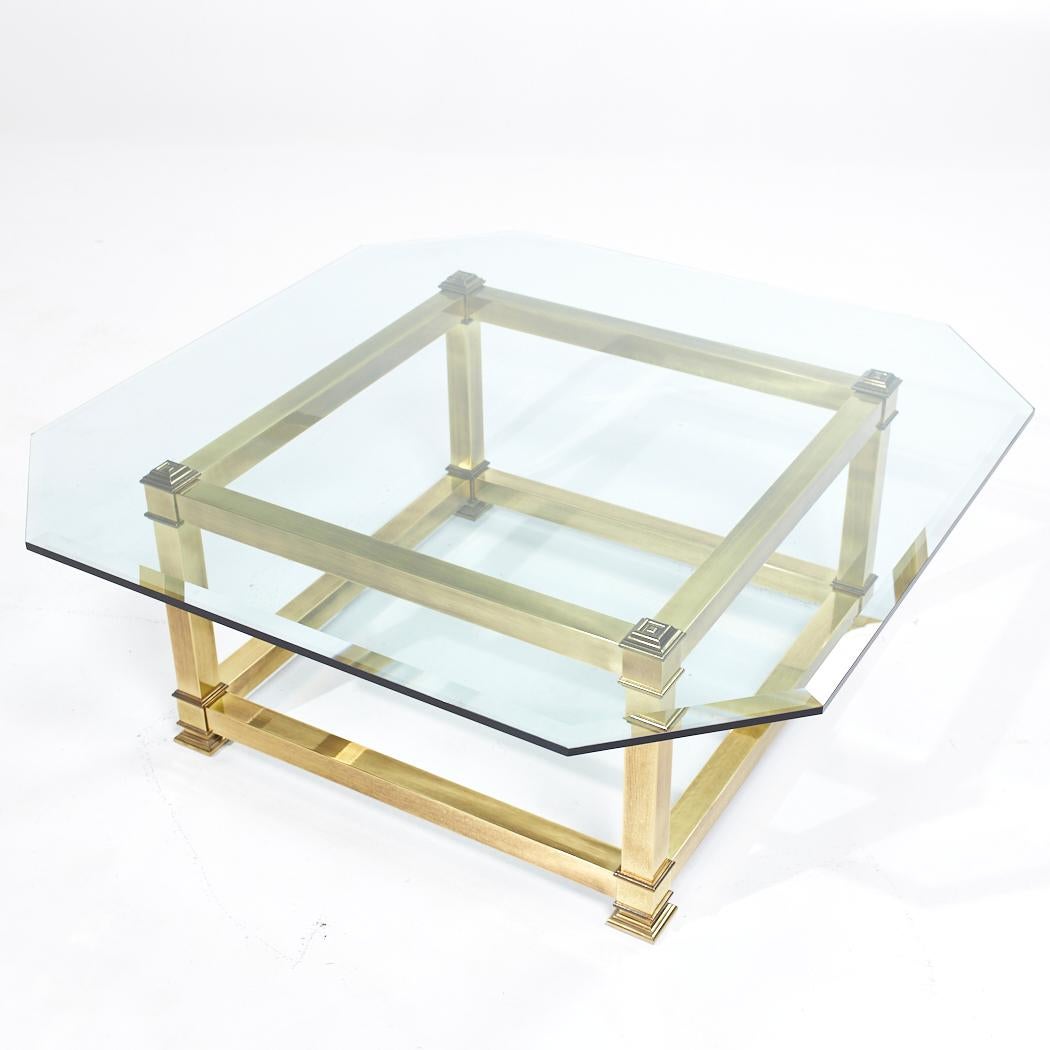 Mastercraft Mid Century Brass and Glass Coffee Table In Good Condition For Sale In Countryside, IL