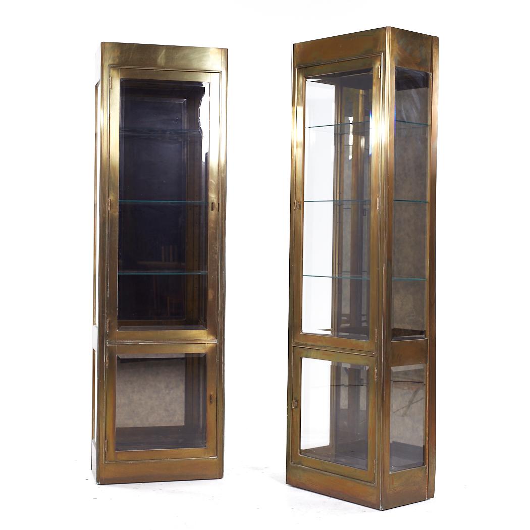 American Mastercraft Mid Century Brass Vitrine Display Cabinets - Pair For Sale