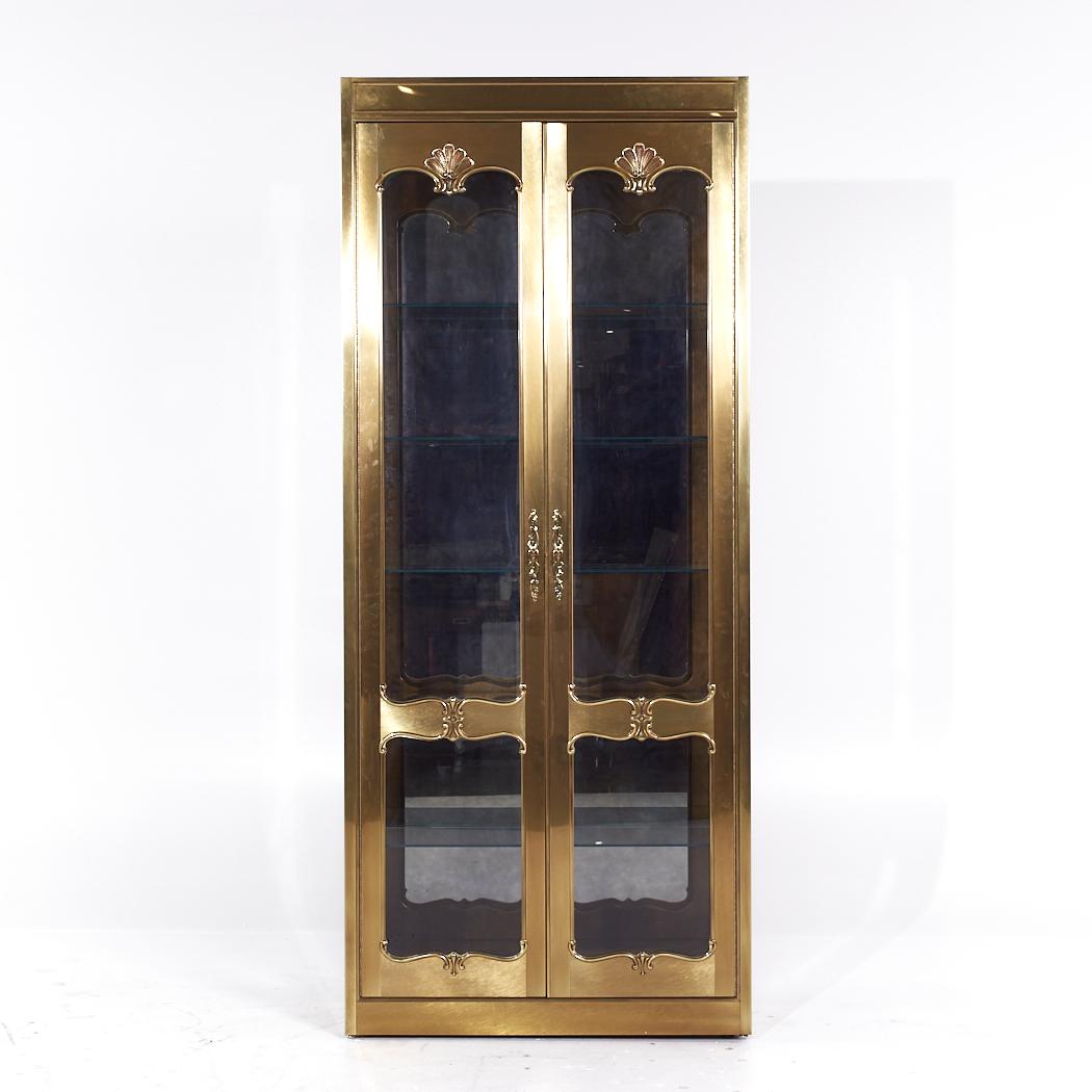 Armario Vitrina Mastercraft Mid Century Brass

Este armario mide 36,5 de ancho x 15 de fondo x 86,5 pulgadas de alto

Todos los muebles pueden adquirirse en lo que denominamos estado vintage restaurado. Esto significa que la pieza se restaura en el