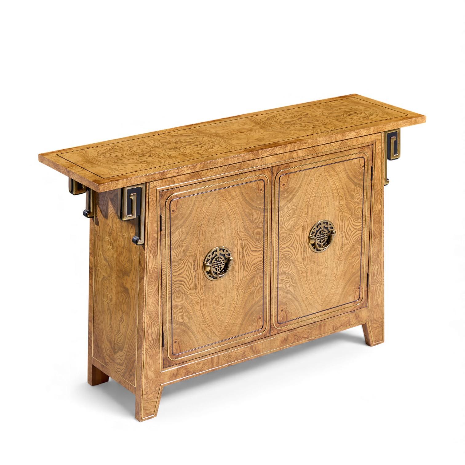 Laiton Crédence console en bois d'ébène et laiton Mastercraft Mid Century en vente