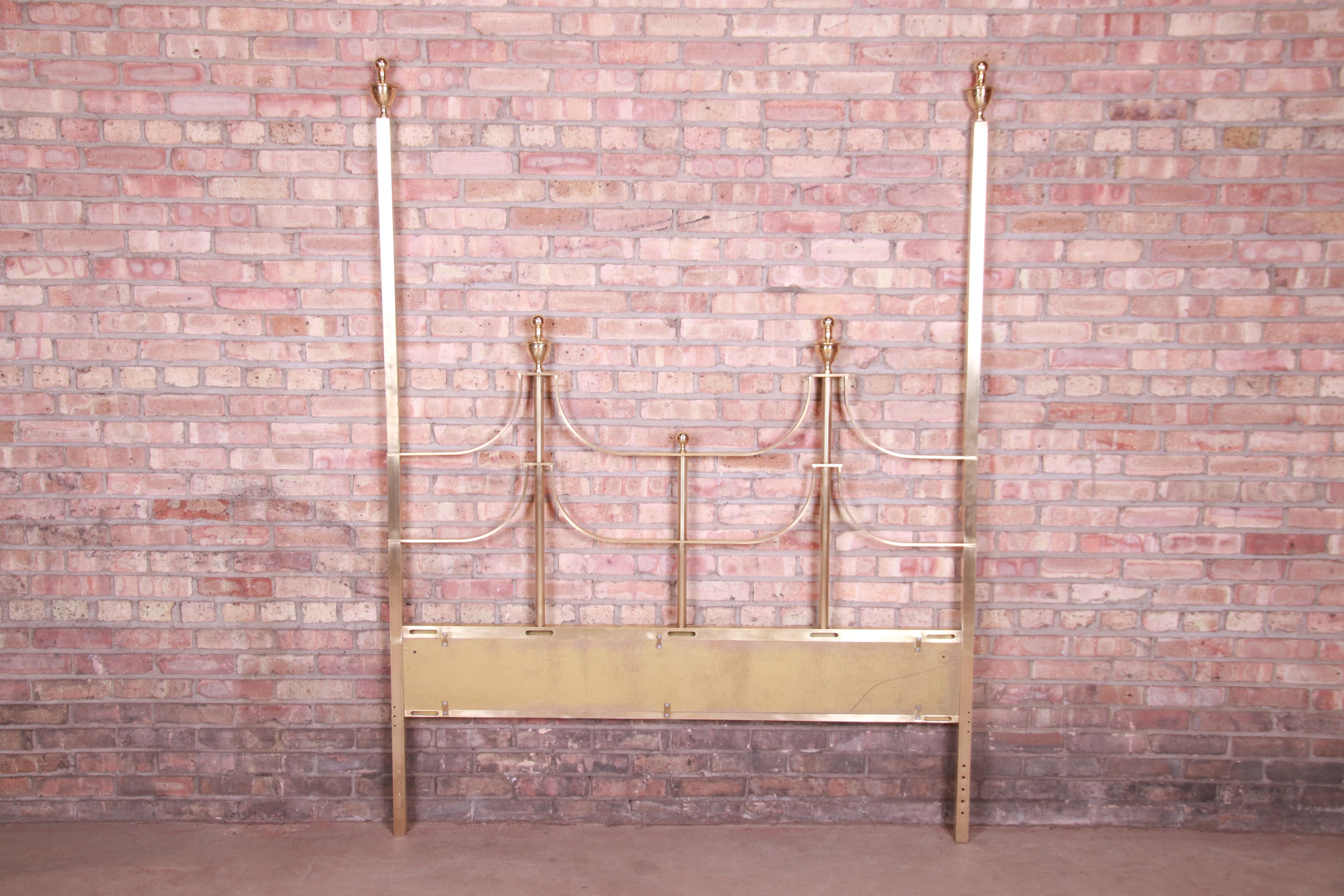 Mastercraft Midcentury Hollywood Regency Brass Queen Size Headboard, 1970s 1