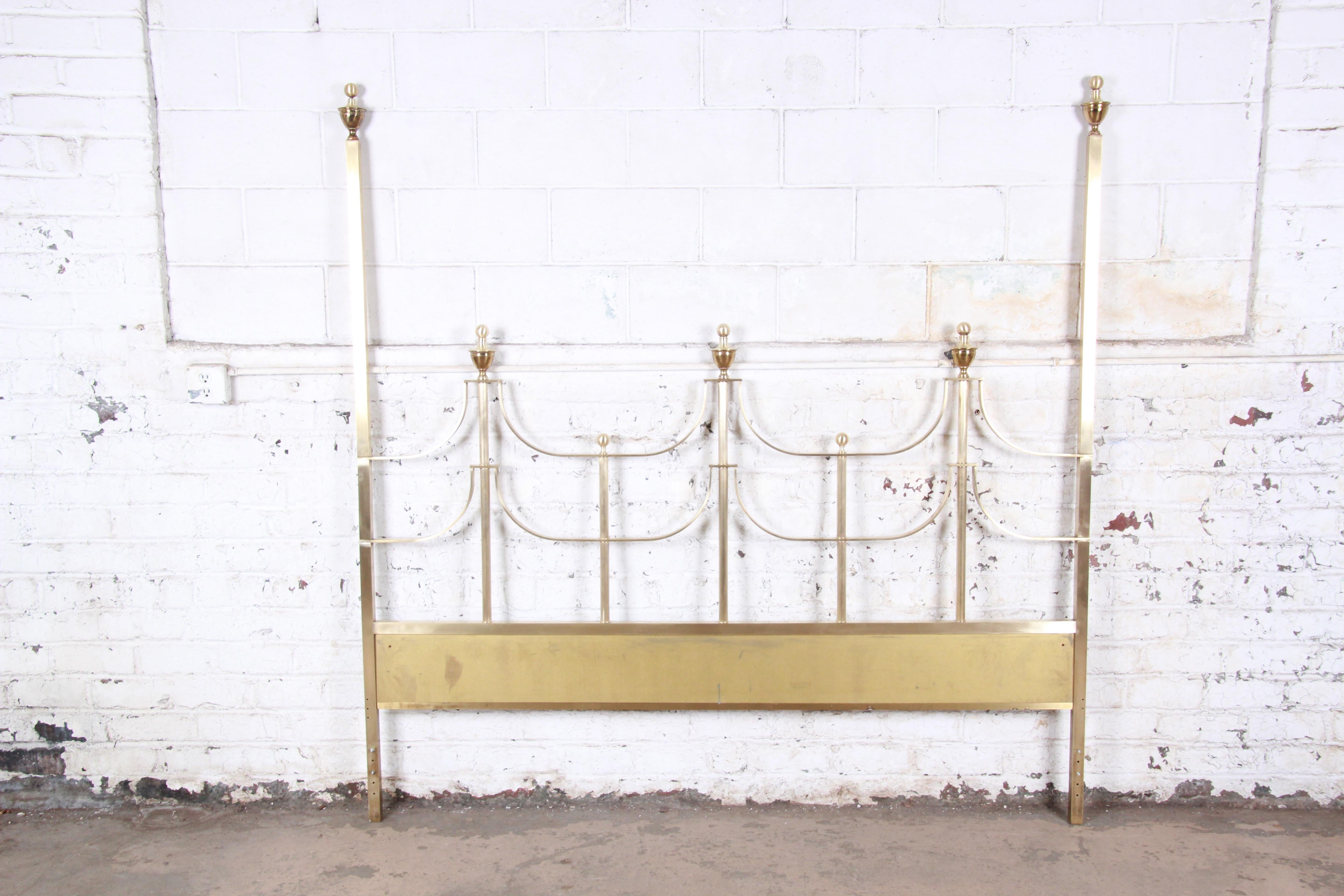 Mid-Century Modern Mastercraft Midcentury Hollywood Regency Solid Brass King Size Headboard, 1970s