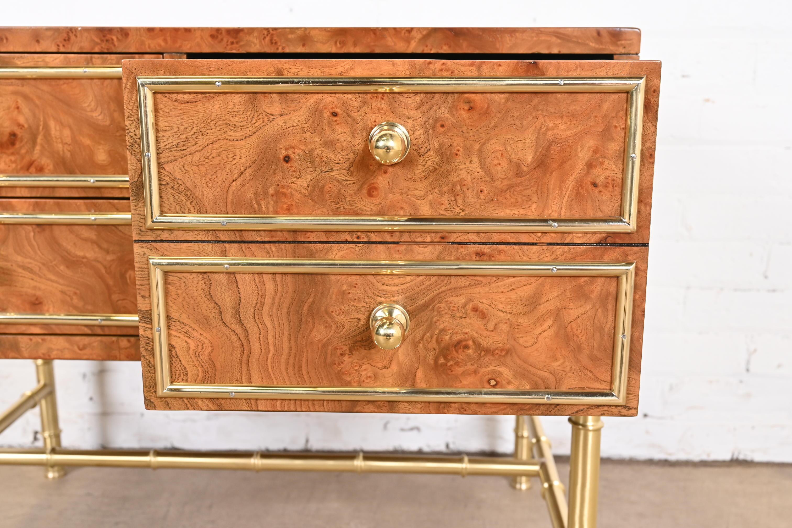 Mastercraft Mid-Century Modern Hollywood Regency Burl and Brass Chest of Drawers 5
