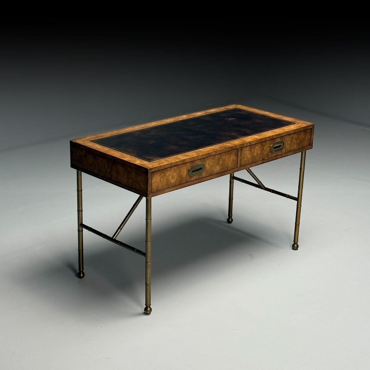 Mastercraft, Mid-Century Modern, Bureau, Burlwood, Brass, Leather, 1950s Bon état à Manhasset, NY