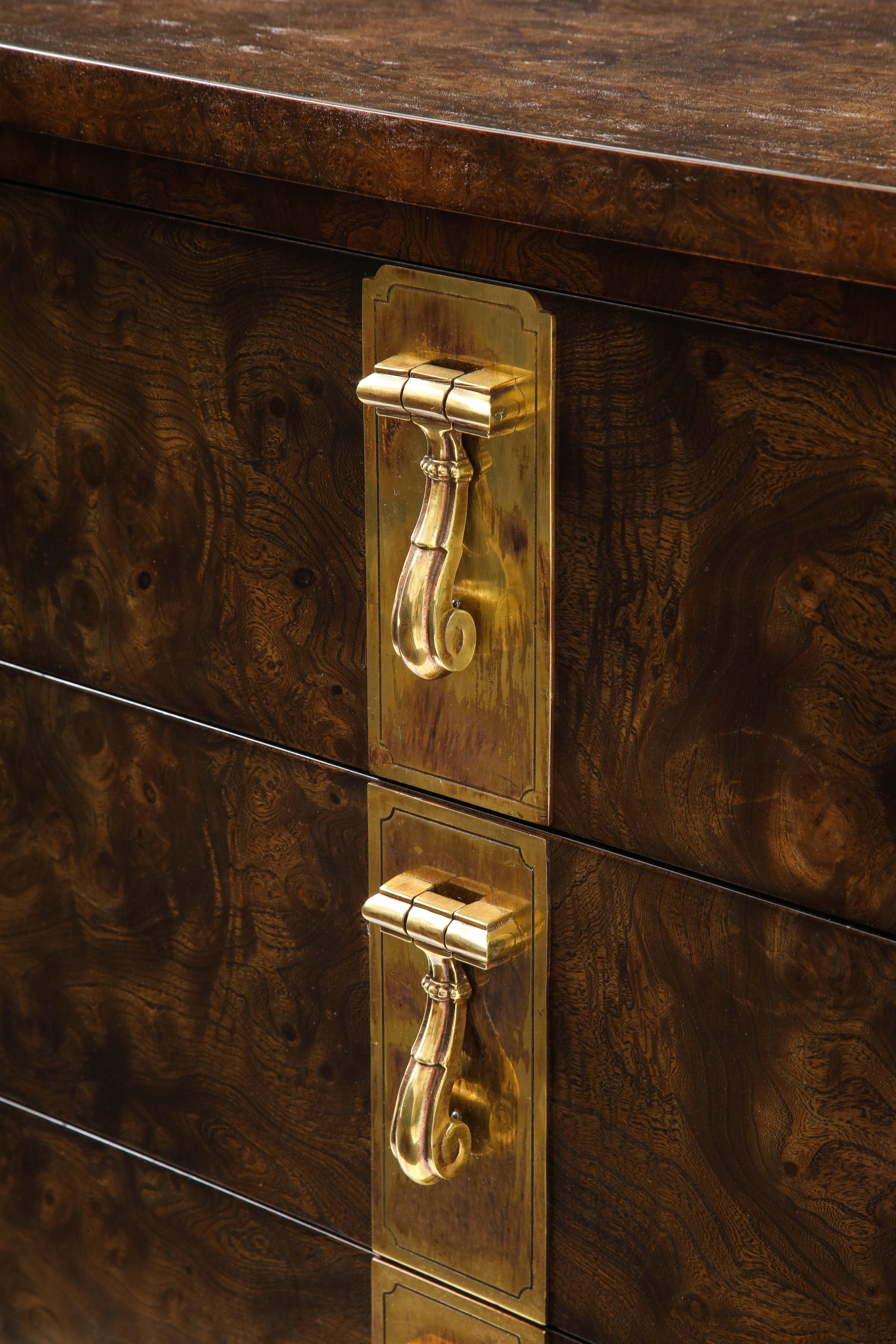 Mastercraft Nine-Drawer Dresser with Brass Hadware 3