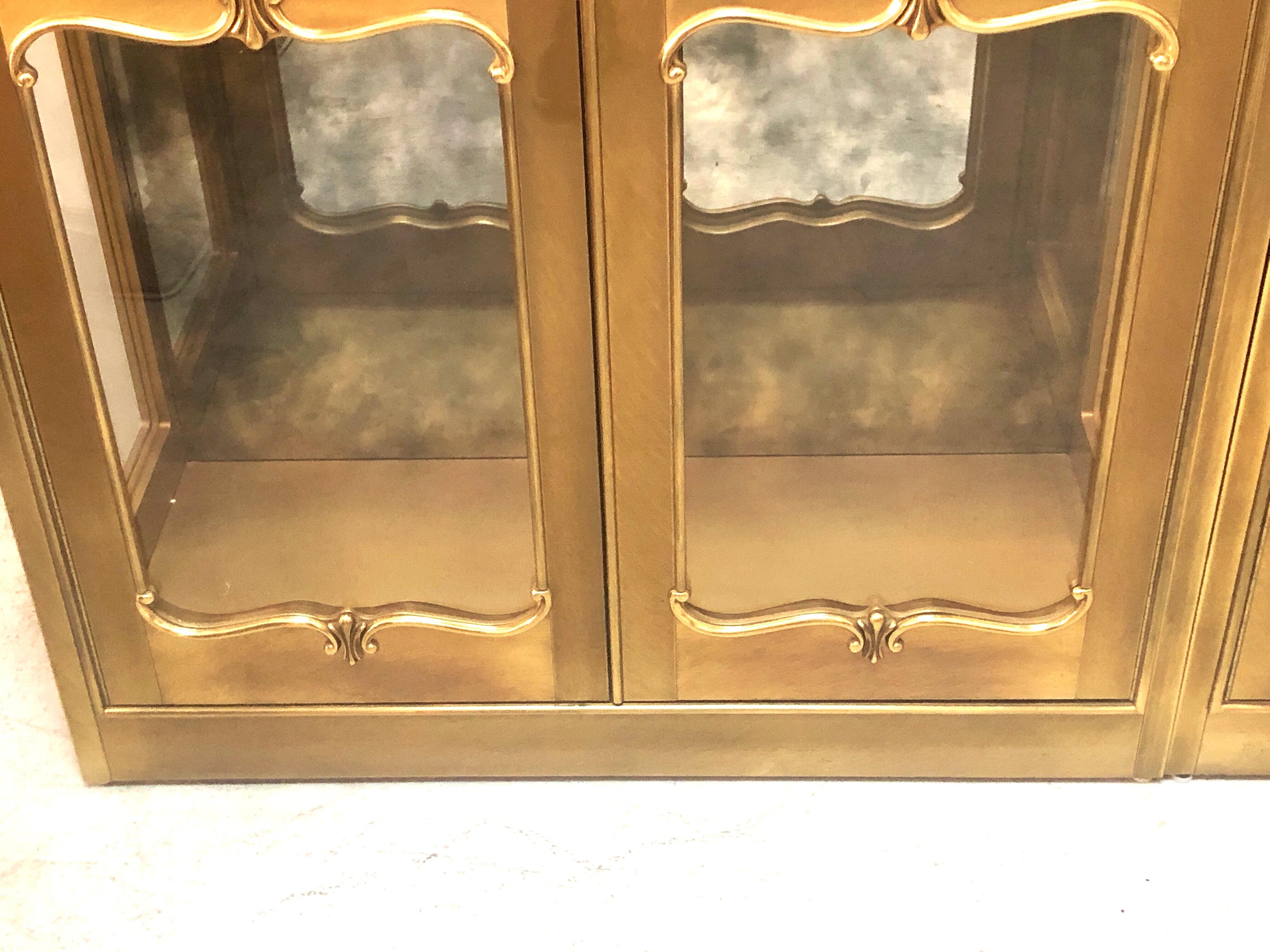 Mastercraft Pair of Brass Vitrines Cabinets 4