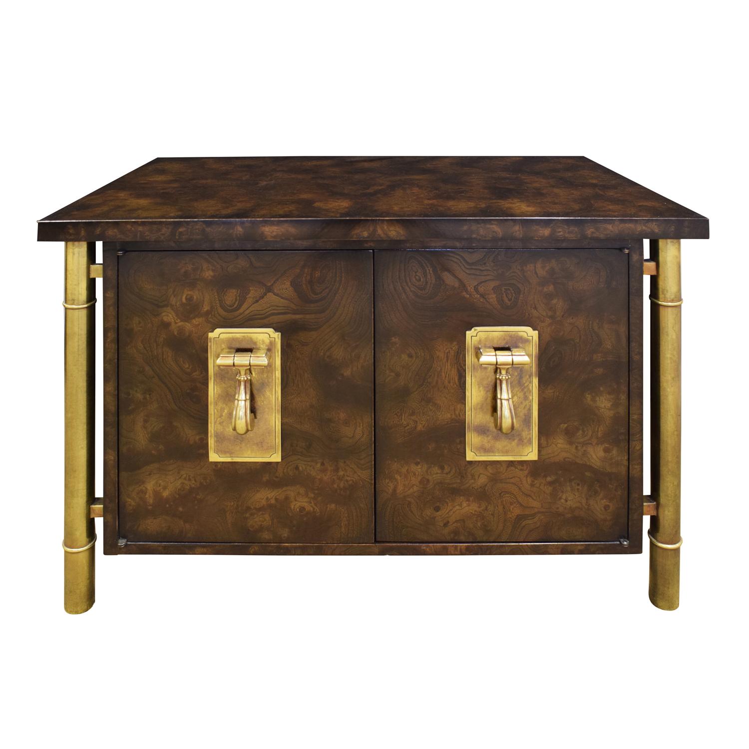 Pair of luxurious bedside tables in Carpathian elm and brass, each with 2 doors, by William Doezema for Mastercraft, American, 1960s. These are beautifully crafted.