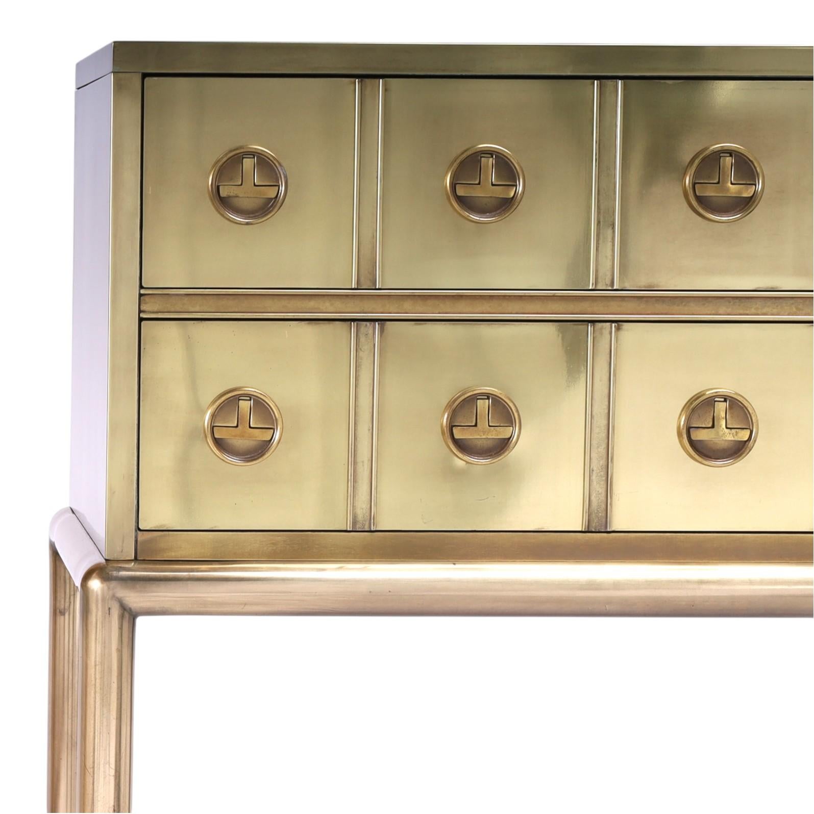 Mastercraft Pair of Mid Century Brass Chests on Stands In Good Condition For Sale In Palm Beach, FL