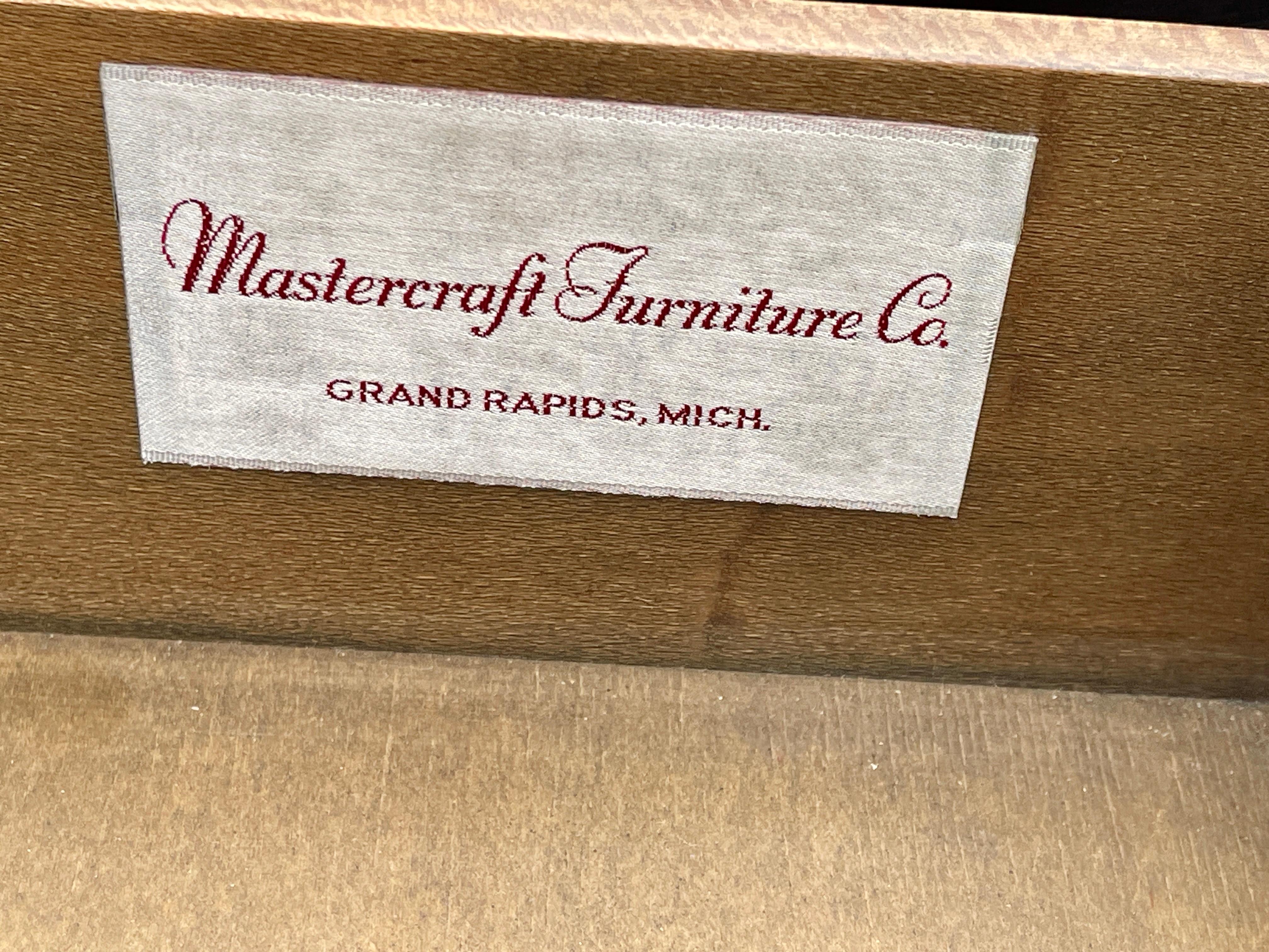 Mastercraft Sideboard in Brass Decorated Burled Elm For Sale 7