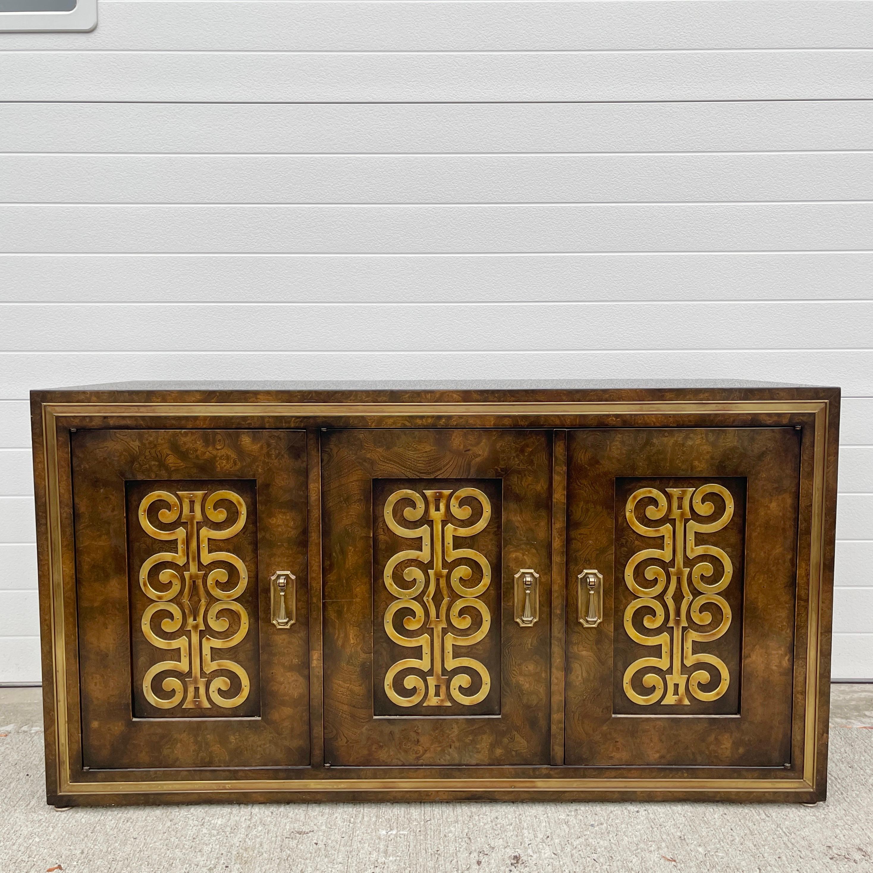 Hollywood Regency Mastercraft Sideboard in Brass Decorated Burled Elm For Sale