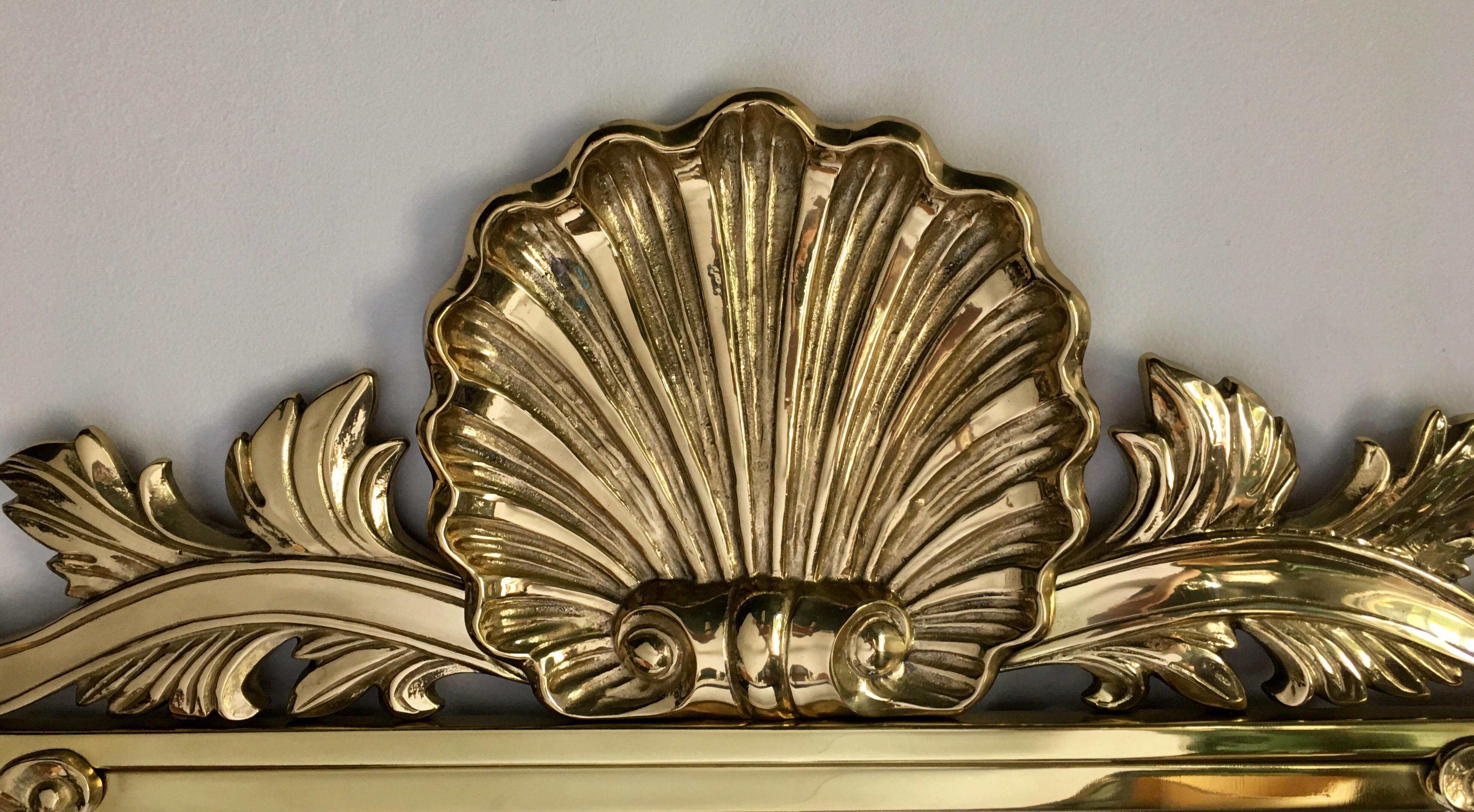 Mid-Century Modern Italian Hollywood Regency Style Mastercraft Style Brass Shell Motif Wall Mirror For Sale