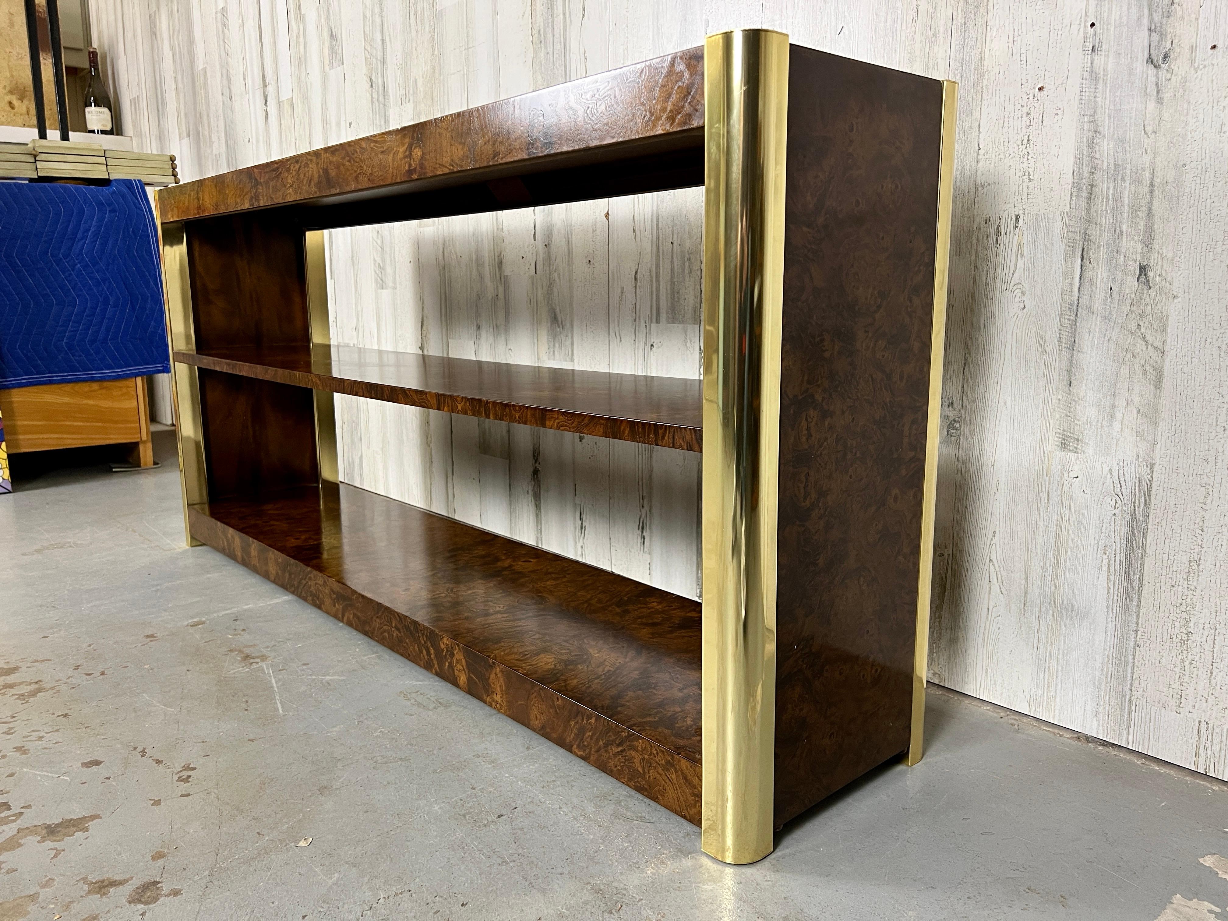 Mastercraft Style Burl & Brass Bookcase  In Good Condition For Sale In Denton, TX