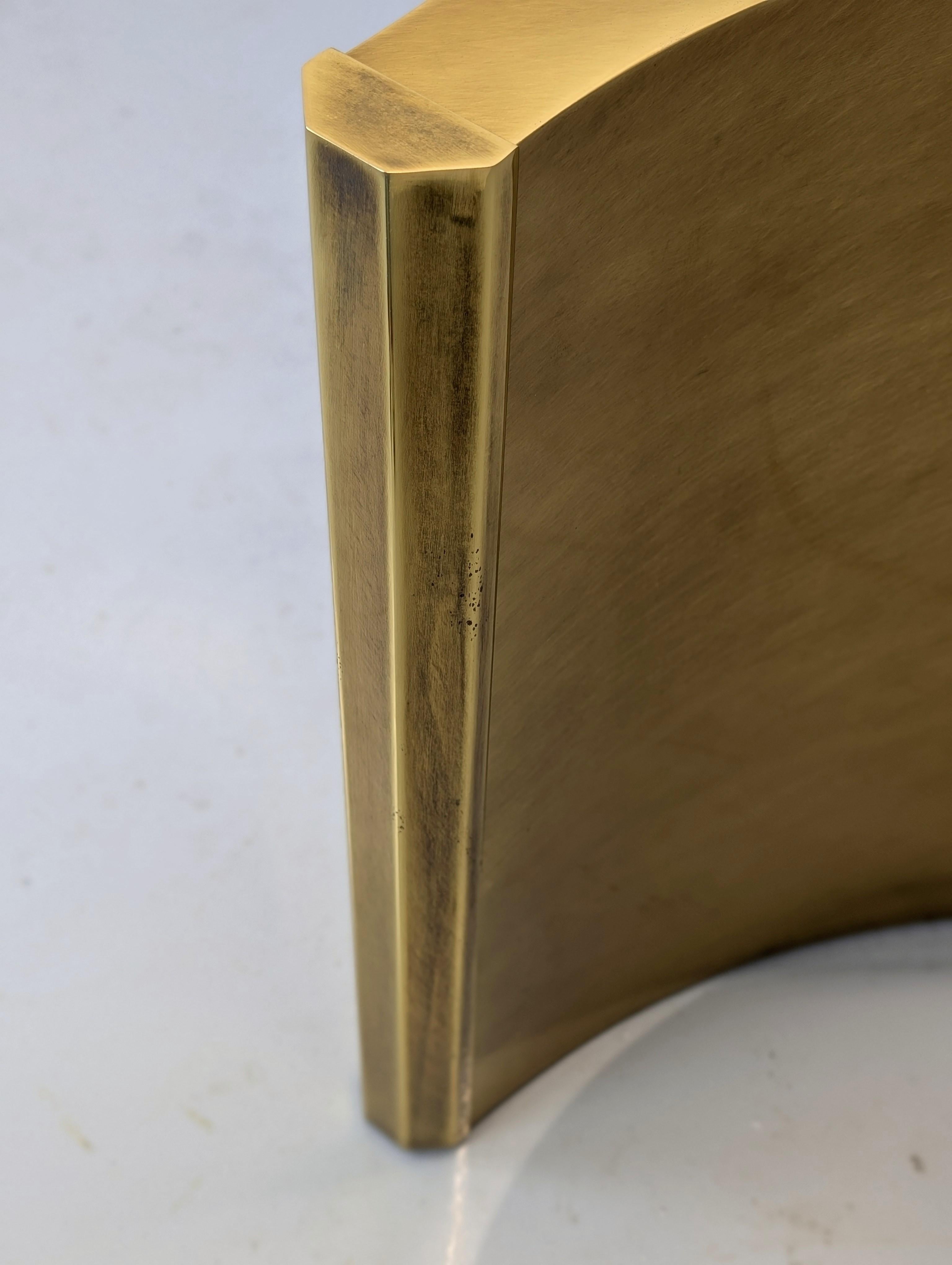 Piédestal en laiton 