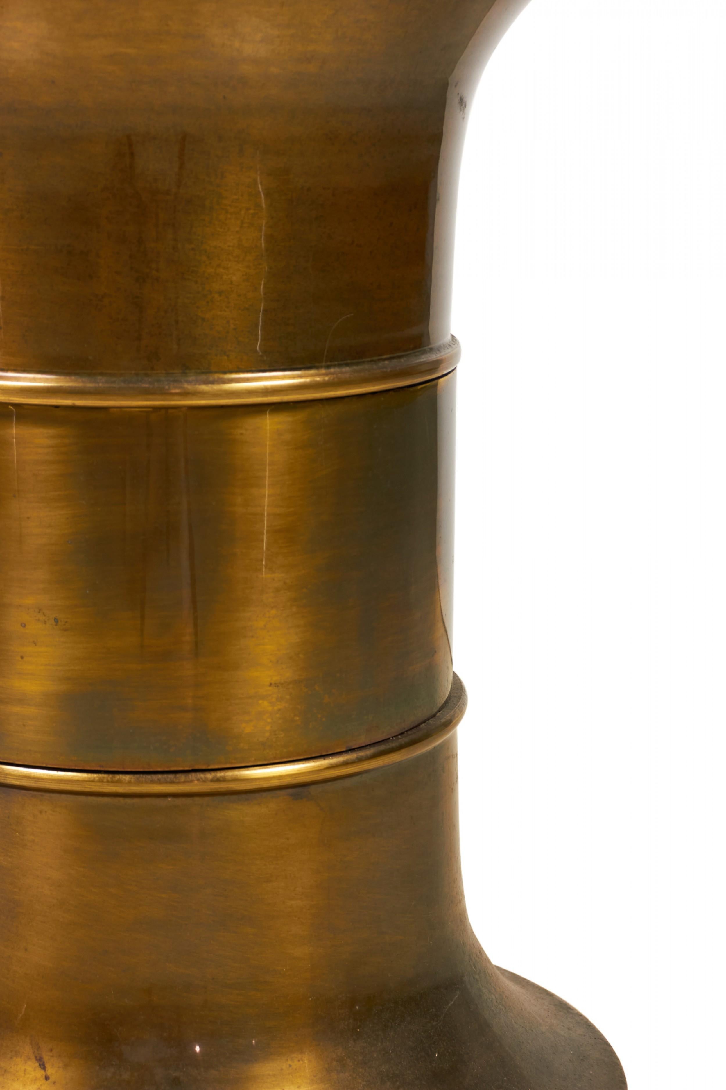 Mastercraft / William Doezema Modern Lacquered Brass Drum-Style Pedestal / Side In Good Condition For Sale In New York, NY
