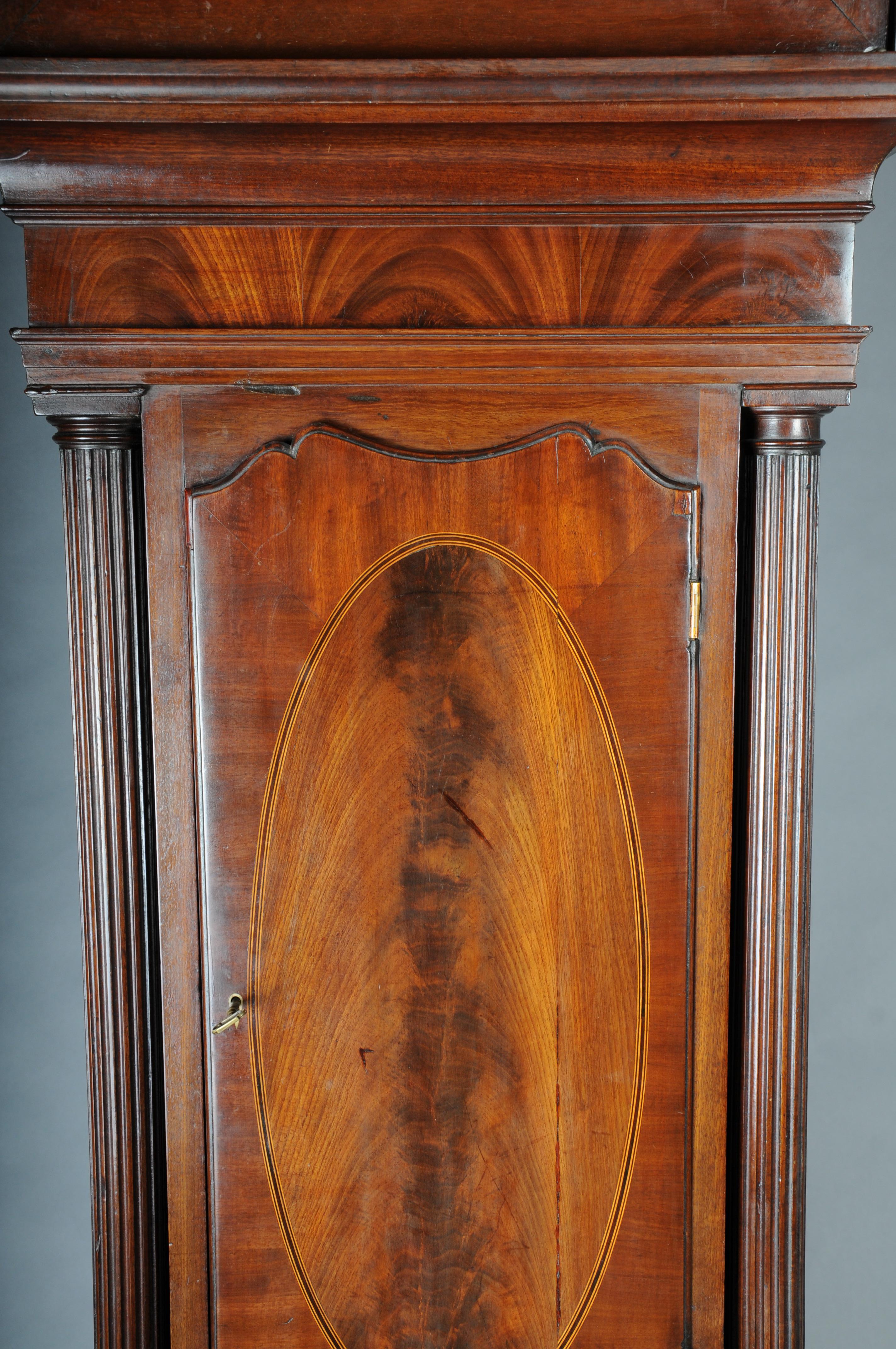 Masterful antique English grandfather clock, mahogany, 18th century For Sale 7