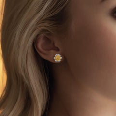 Pendientes de oro de 14K con diamantes amarillos y «Fancy» en forma de flor, de 2,41 ct
