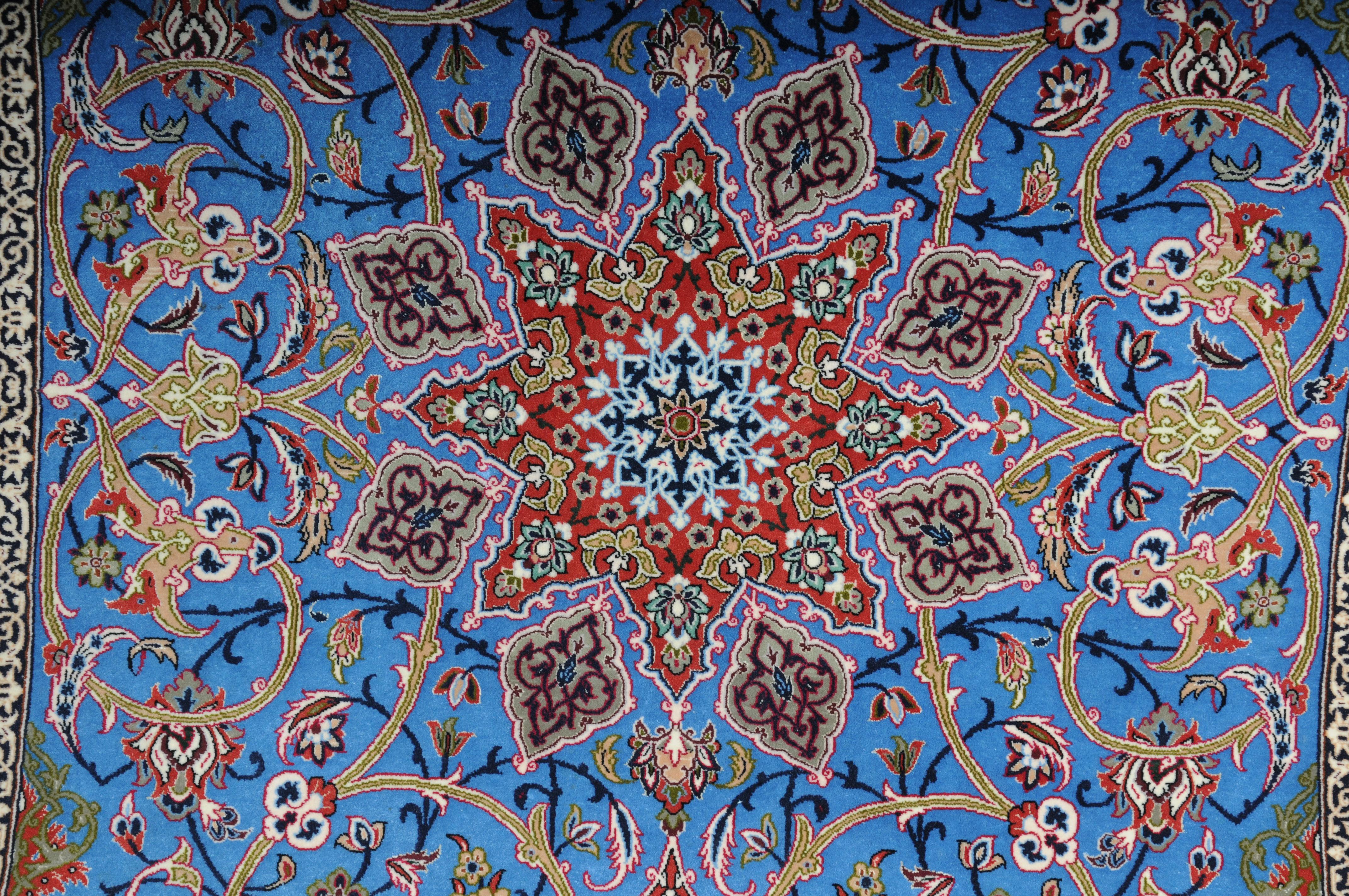 Masterful Isfahan Carpet, Cork Wool with Silk, circa 1960-1970s For Sale 5