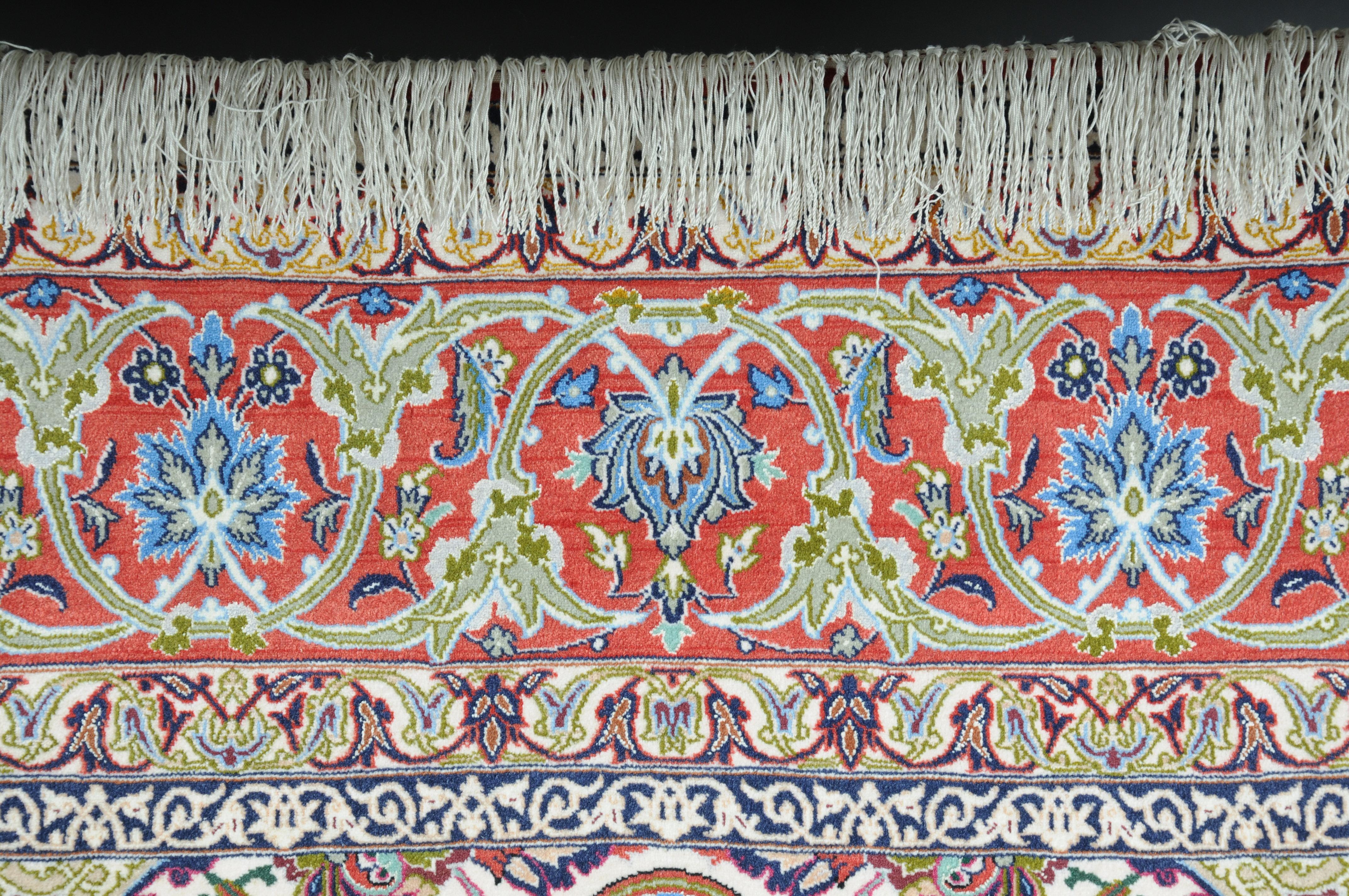 Masterful Isfahan Carpet, Cork Wool with Silk, circa 1960-1970s In Good Condition For Sale In Berlin, DE