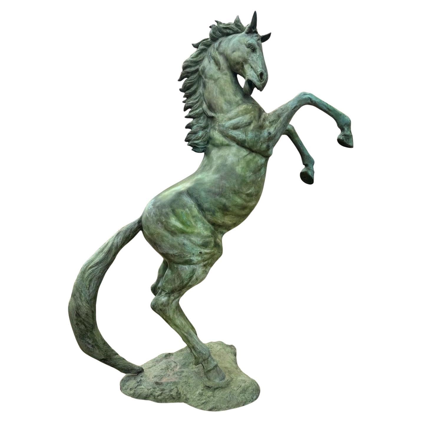 Meisterhaftes italienisches Pferd in Bronze 20. Jahrhundert H: 310cm (Moderne) im Angebot