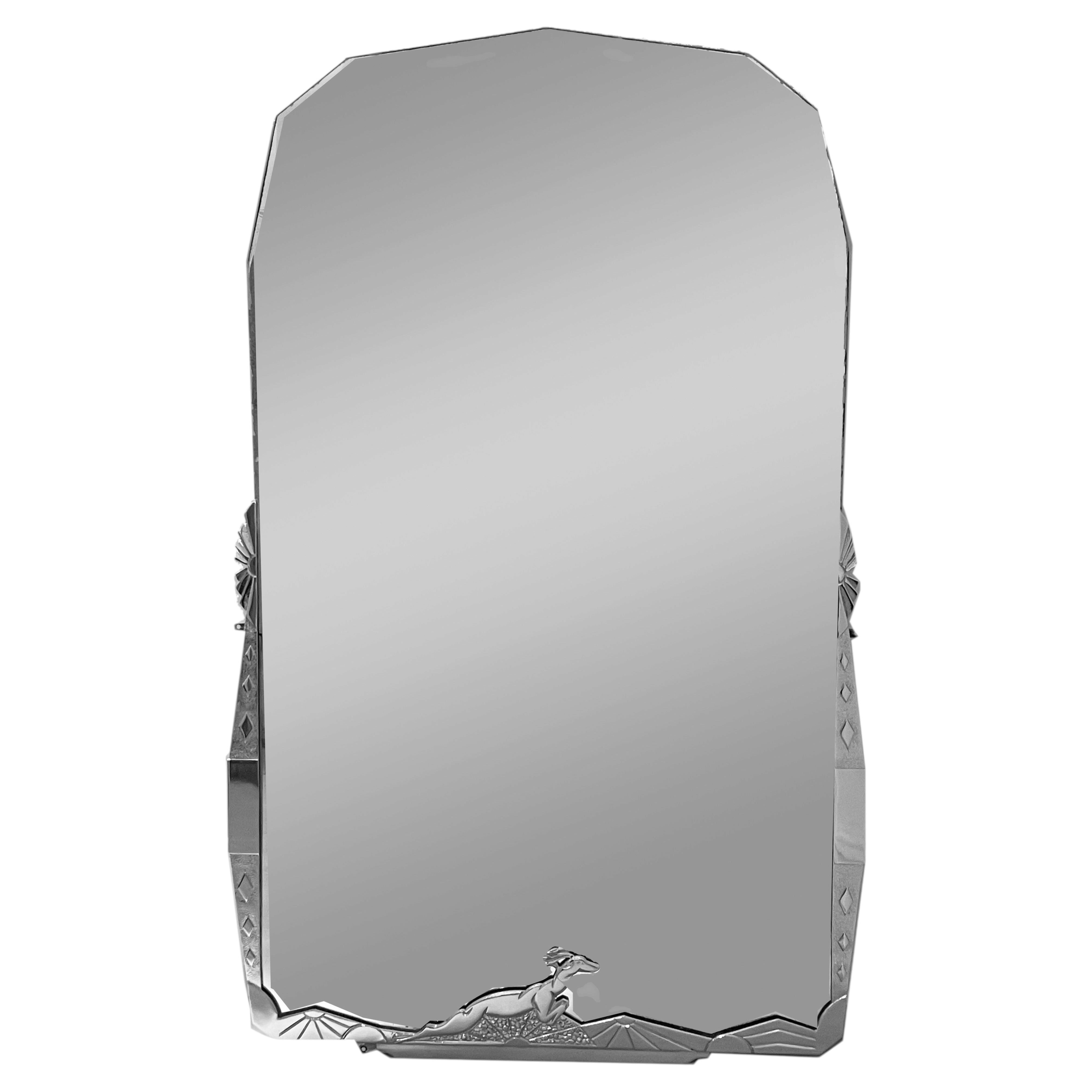 Miroir Art Deco Mirror avec springbok France vers 1930 métal nickelé en vente