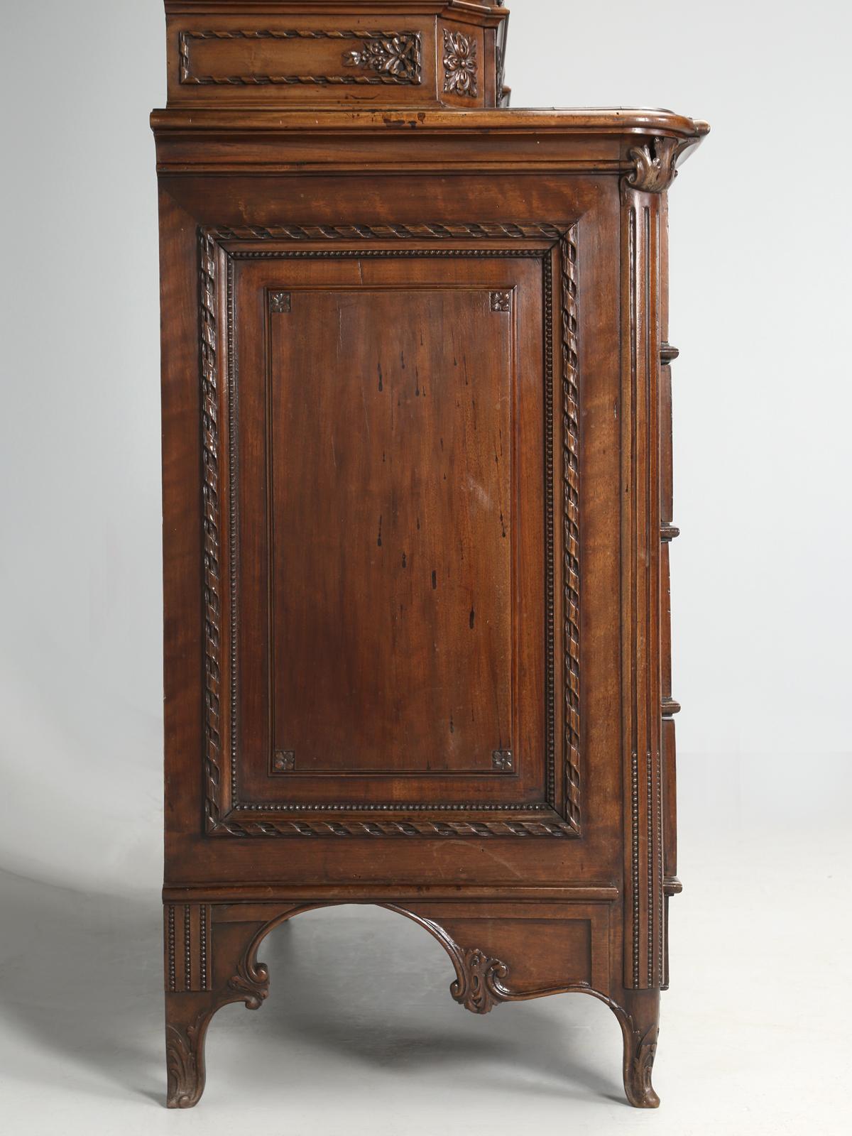 Late 19th Century Masterpiece, French Hand-Carved Walnut China Cabinet of Unbelievable Quality For Sale