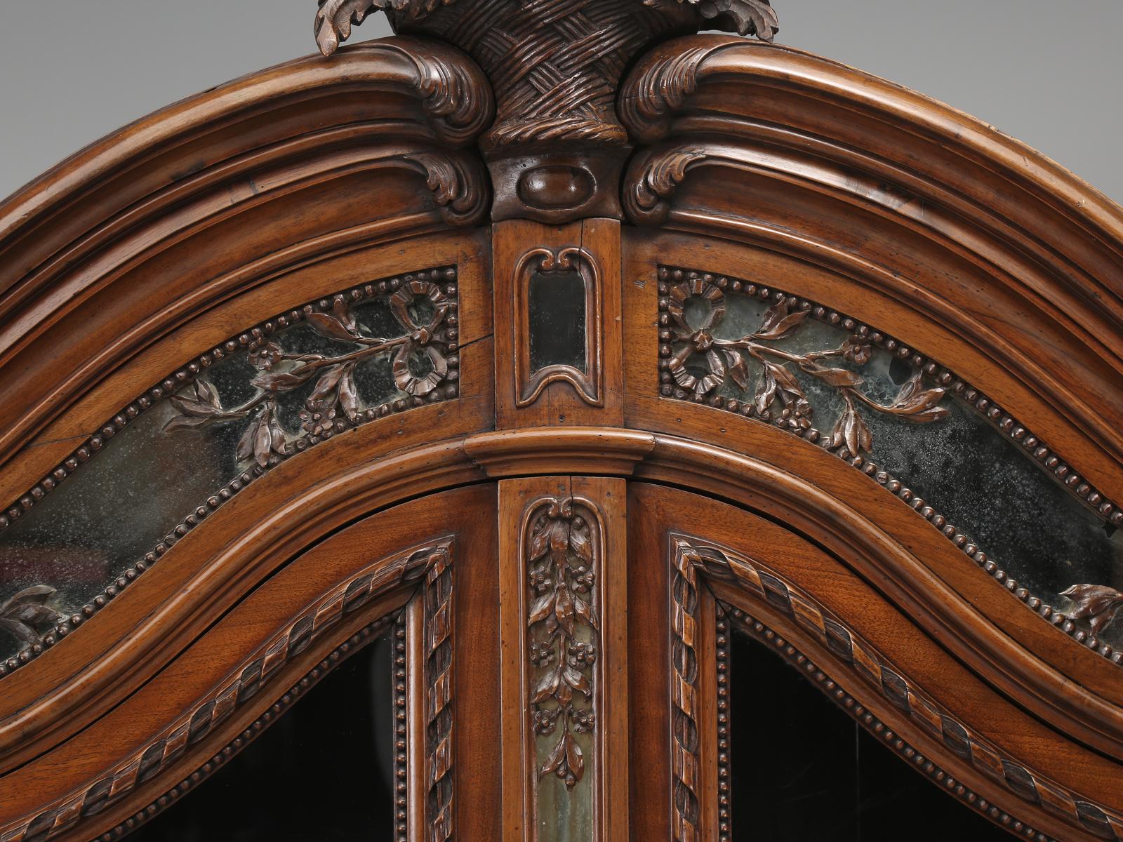 Masterpiece, French Hand-Carved Walnut China Cabinet of Unbelievable Quality For Sale 2