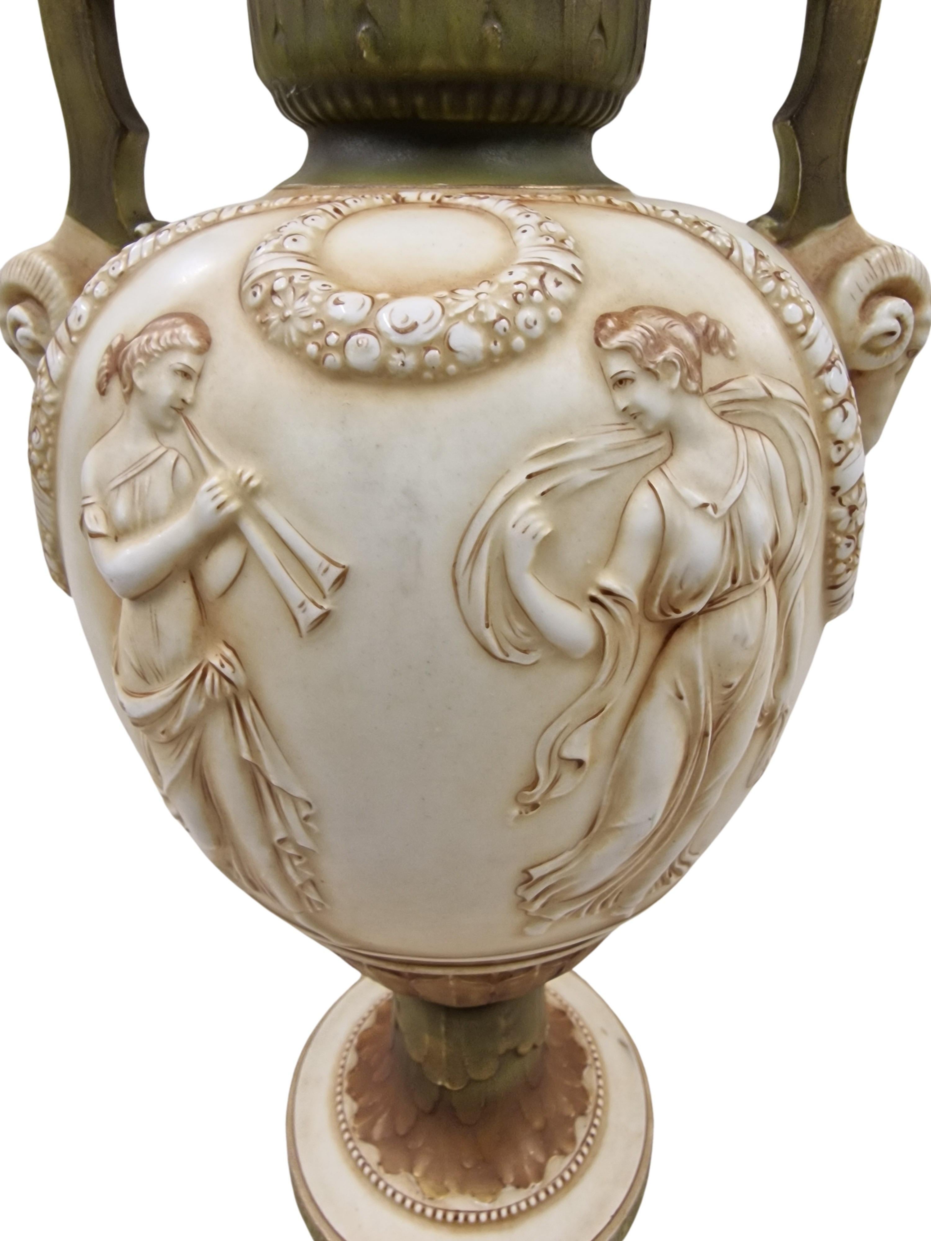 Hand-Painted Masterpiece, rare vase, amphore, Ernst Wahliss, 1900 Art Nouveau, Vienna Austria For Sale