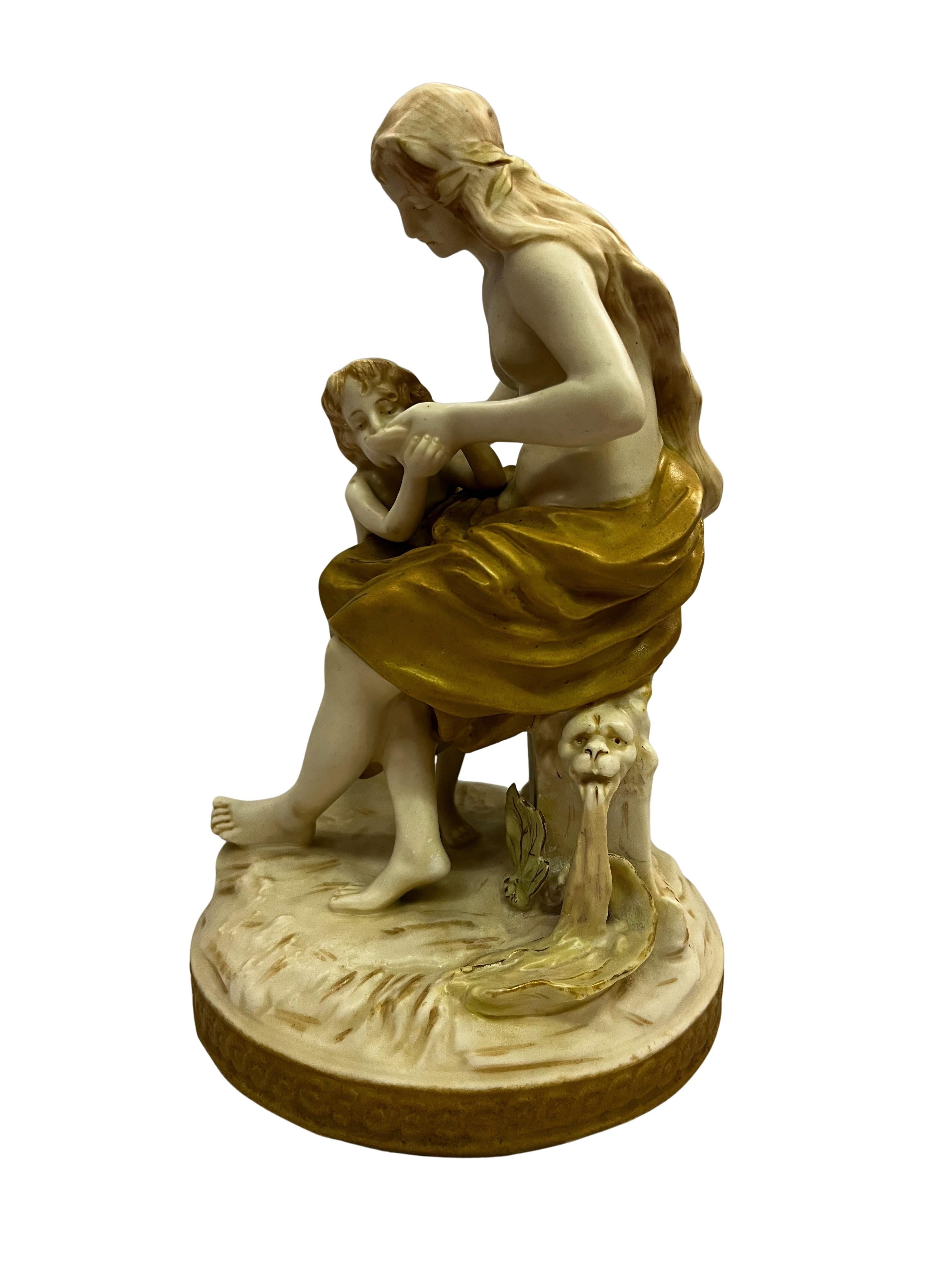 Masterpiece sculpture, Mother´s love, Ernst Wahliss Royal Vienna, 1900, Austria For Sale 2