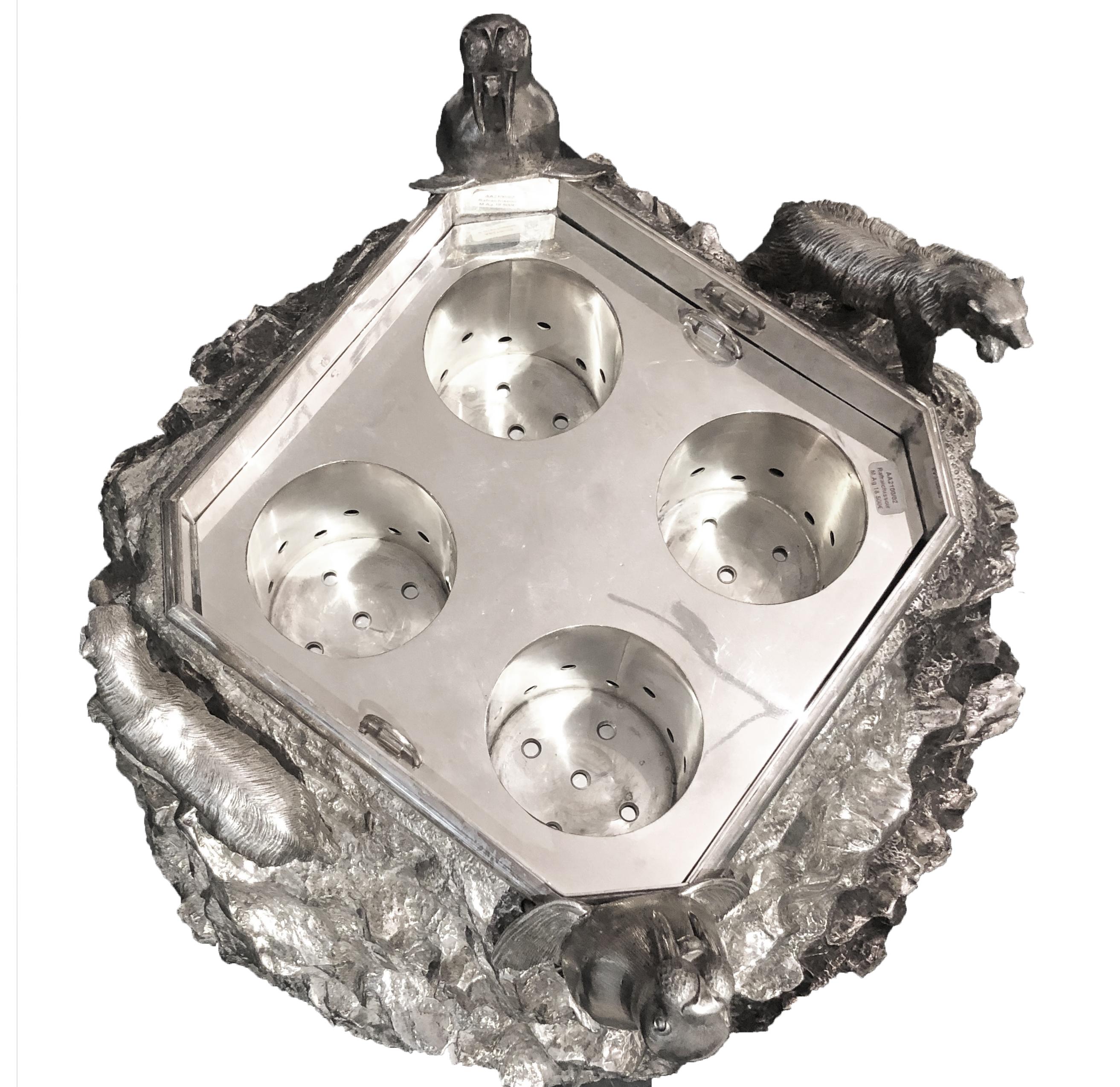Centerpiece, Bottles or caviar Cooler Victorian Iceberg Silver-Plated end 19th In Good Condition In Paris, FR