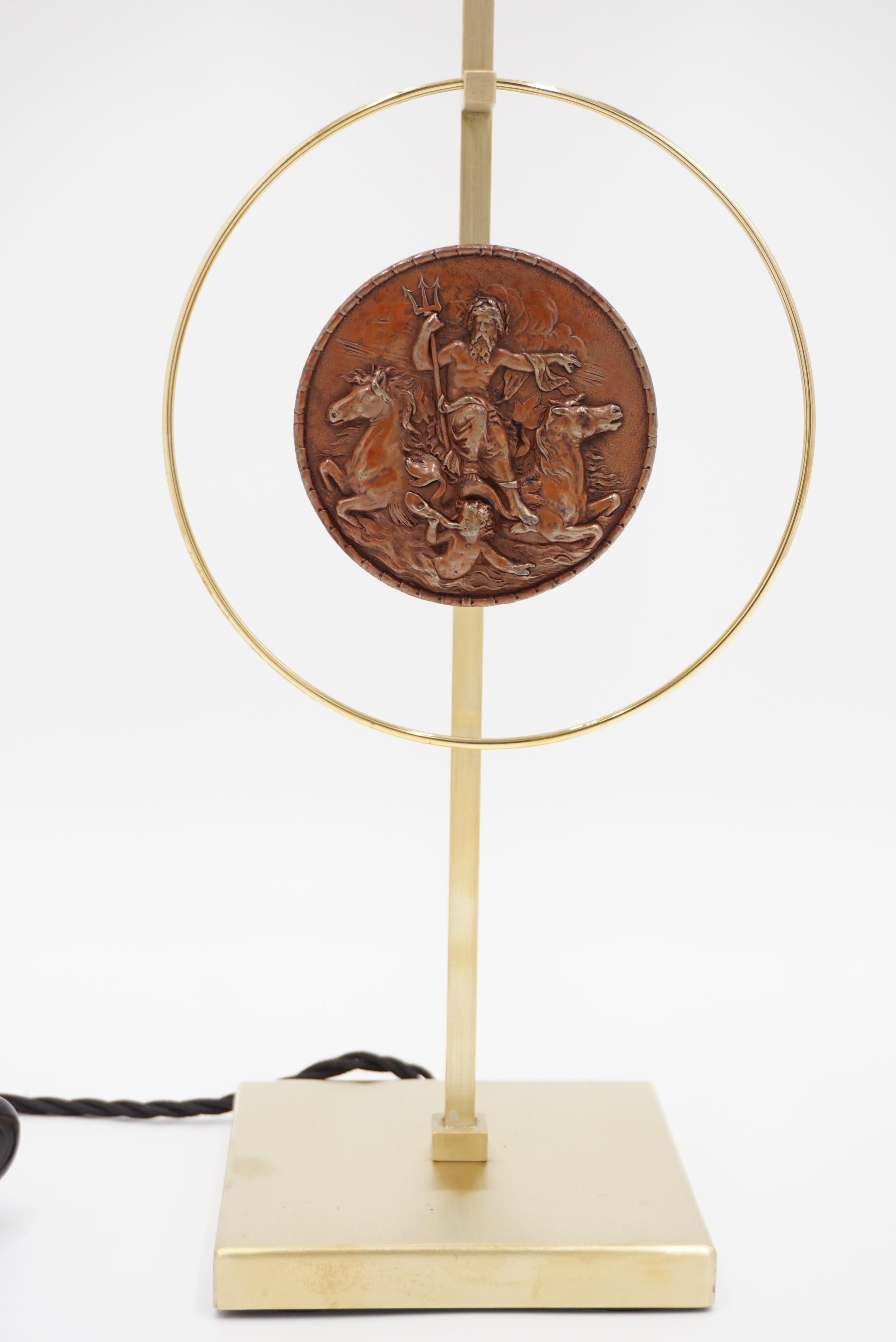 Lampe de table en laiton « Masterpieces of Light » avec sculpture en cuivre de Van Vianen XVII en vente 10