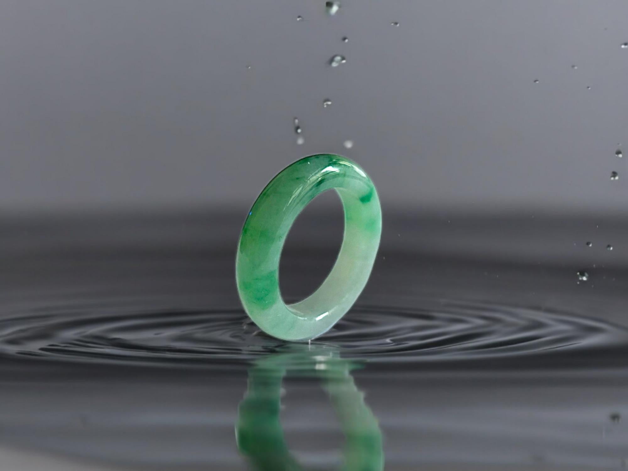 Bague à anneau Infinity certifiée A-Jadeite de maîtres birmans (Unisex - Bague cocktail) en vente 6