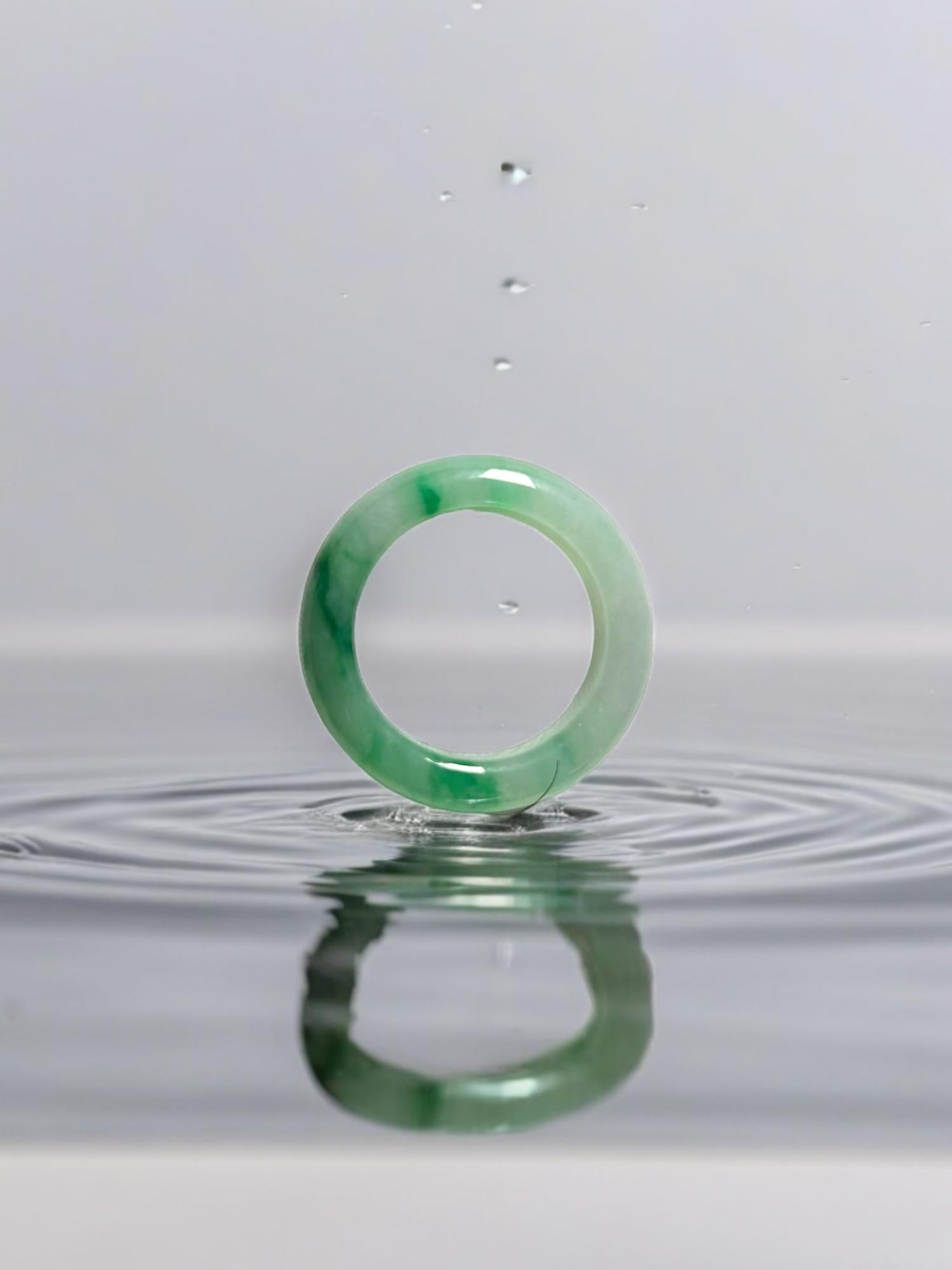 Bague à anneau Infinity certifiée A-Jadeite de maîtres birmans (Unisex - Bague cocktail) en vente 9