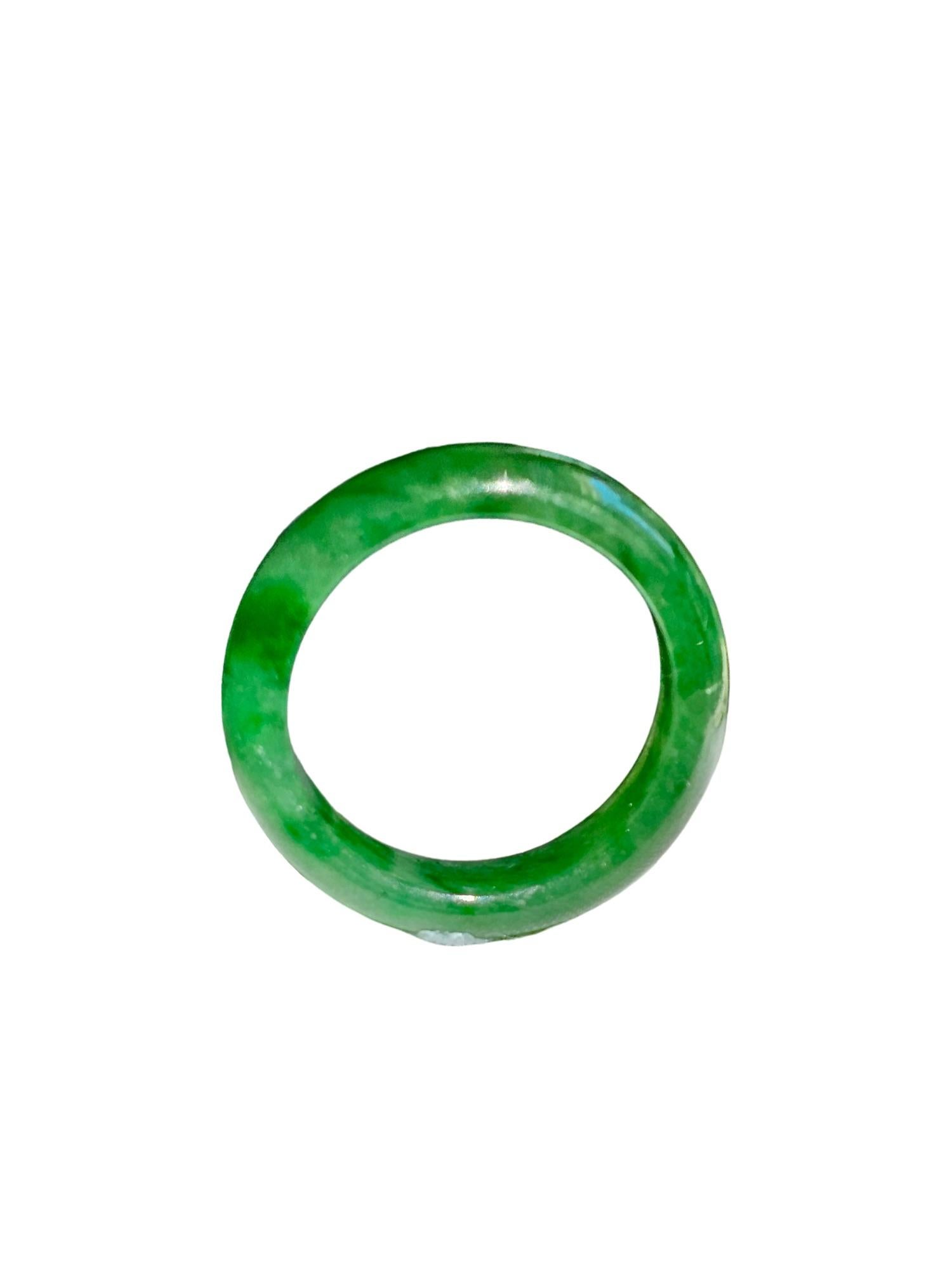 Masters Burmese A-Jadeite Certified Infinity Band Ring (Unisex)- Cocktail Ring For Sale 2