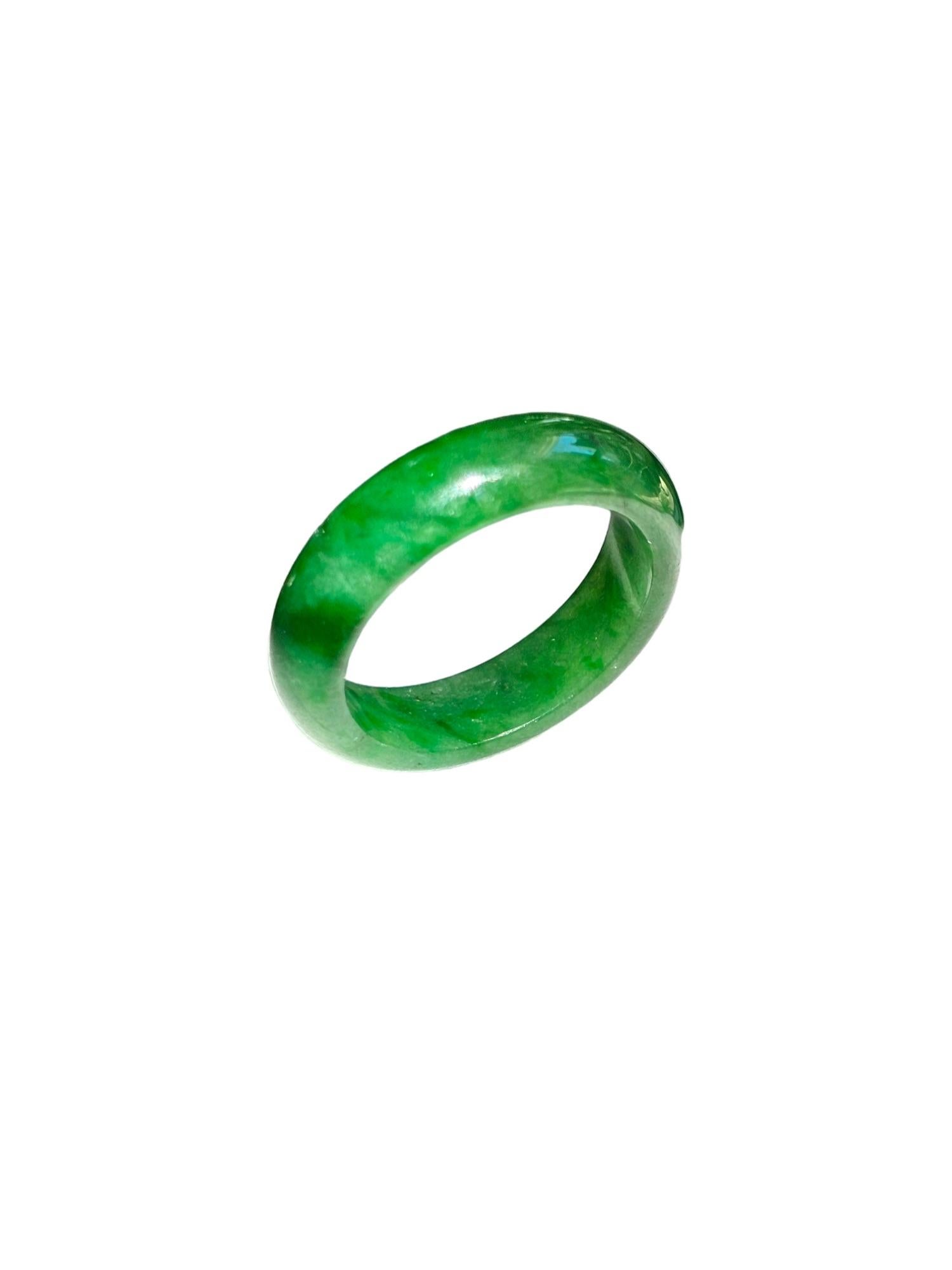 Masters Burmese A-Jadeite Certified Infinity Band Ring (Unisex)- Cocktail Ring For Sale 3
