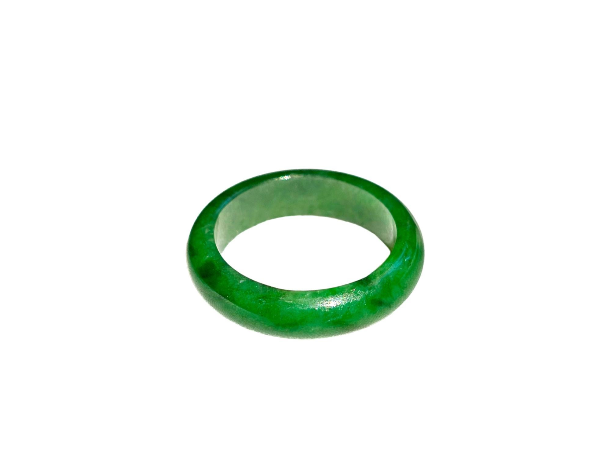 Masters Burmese A-Jadeite Certified Infinity Band Ring (Unisex)- Cocktail Ring For Sale 4