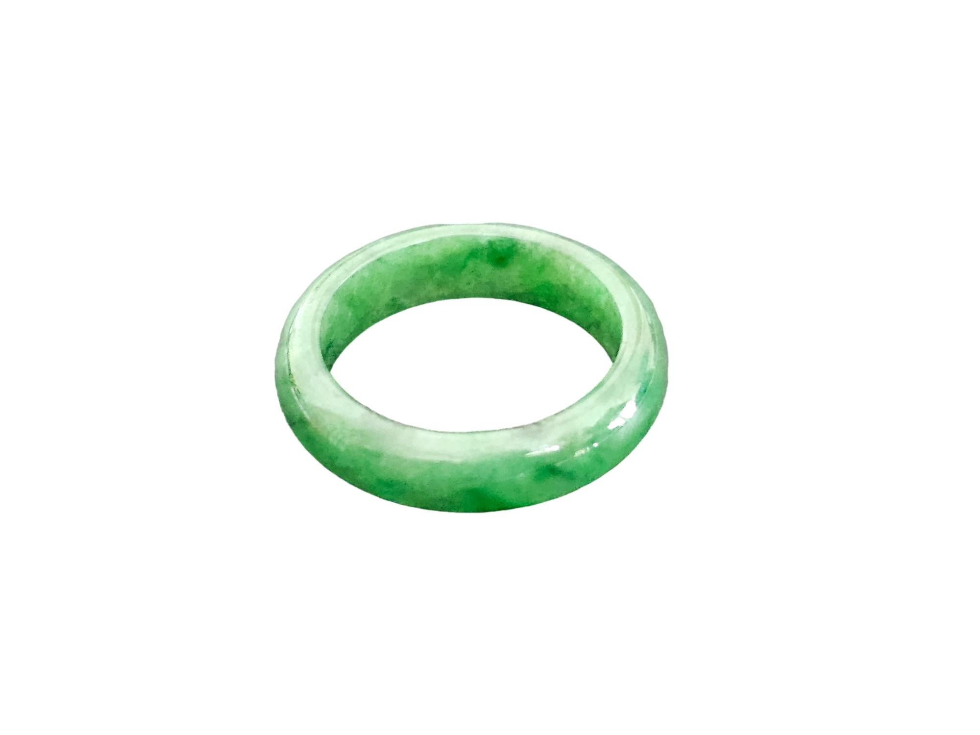 Masters Burmese A-Jadeite Certified Infinity Band Ring (Unisex)- Cocktail Ring For Sale 5