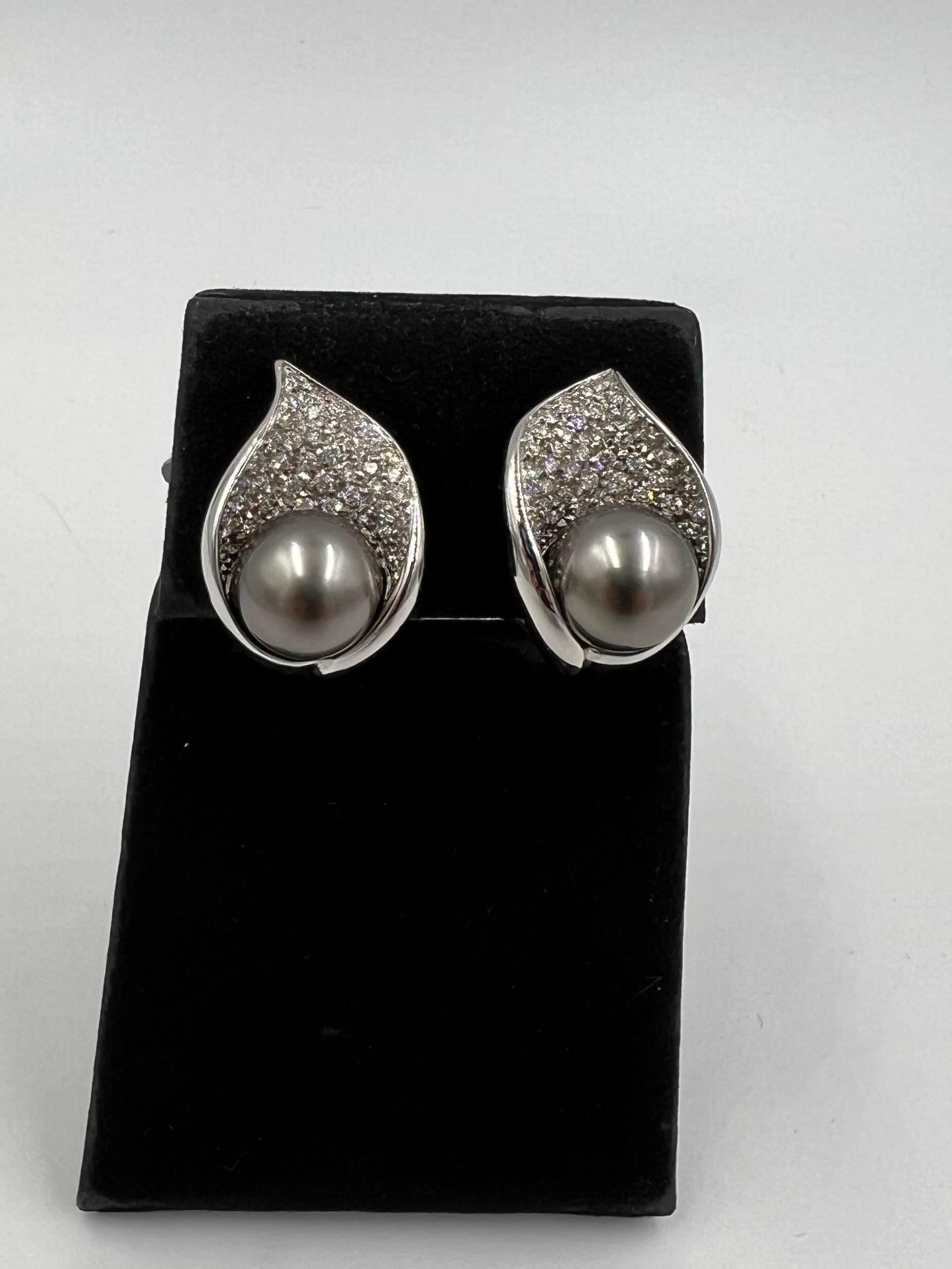 Contemporary MASTOLONI Pearl Diamond White Gold Earrings For Sale