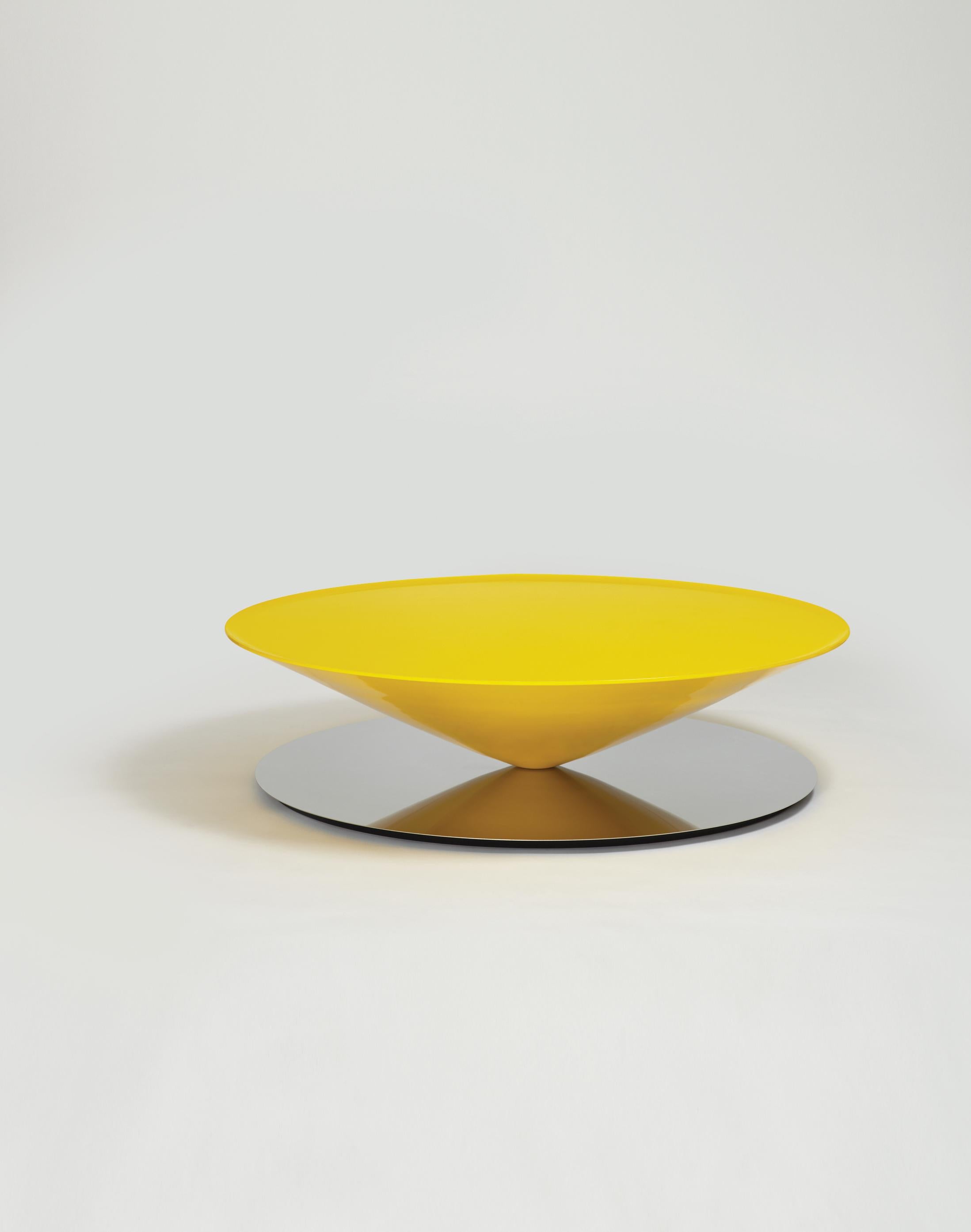 Table basse flottante en acier gris mat, Luca Nichetto en vente 1